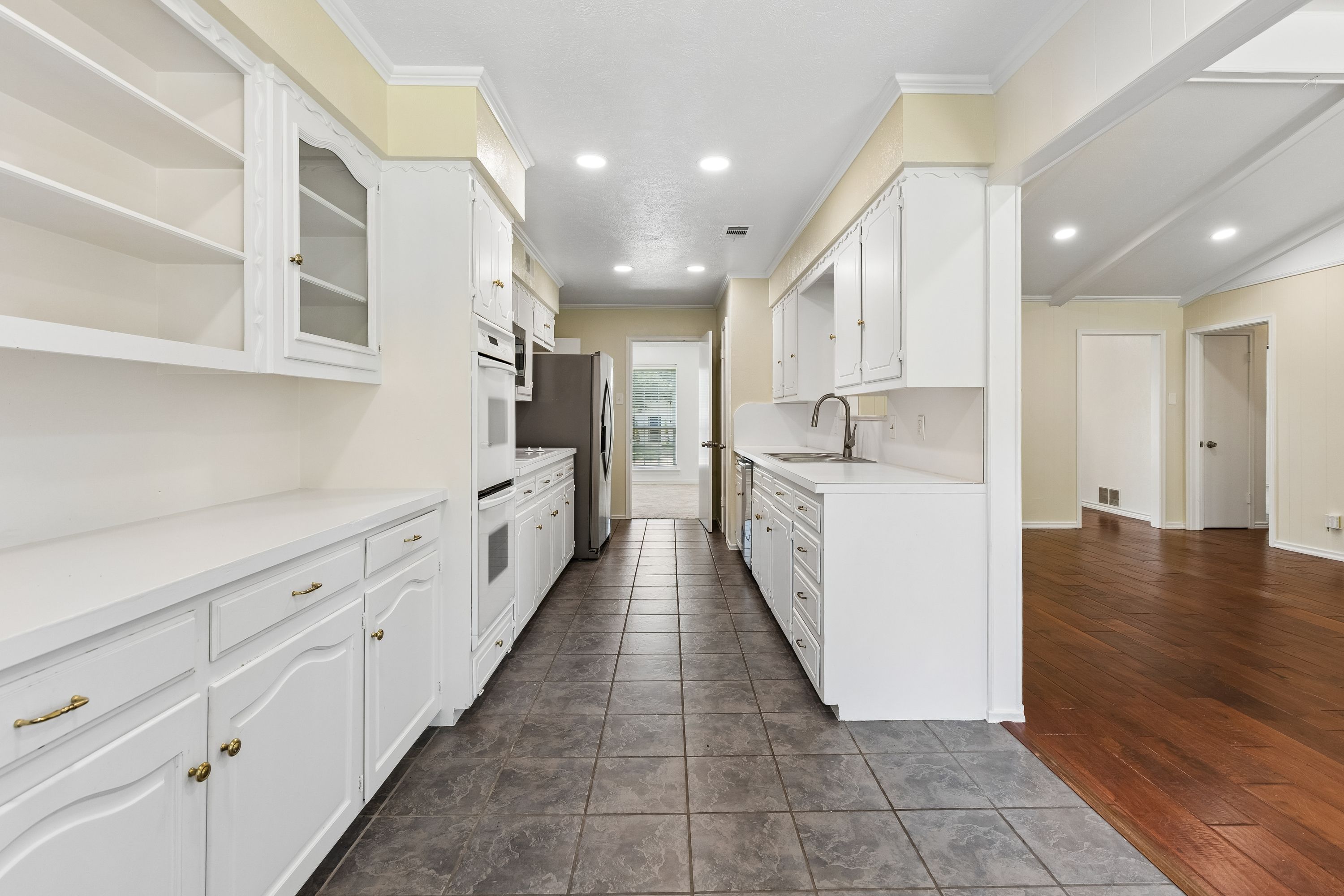 527 Twilight Trail Richardson TX 75080