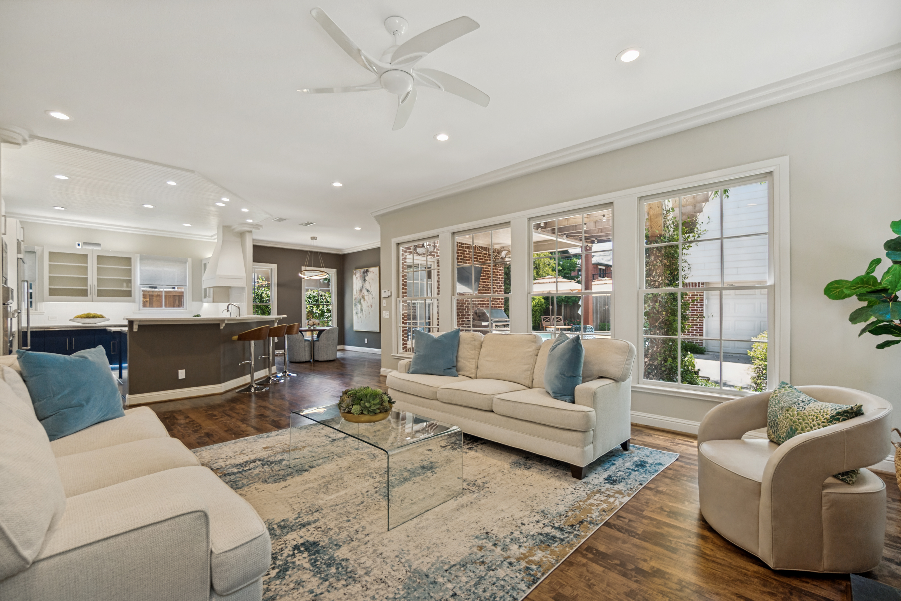 6122 Bryan Parkway Dallas TX 75206
