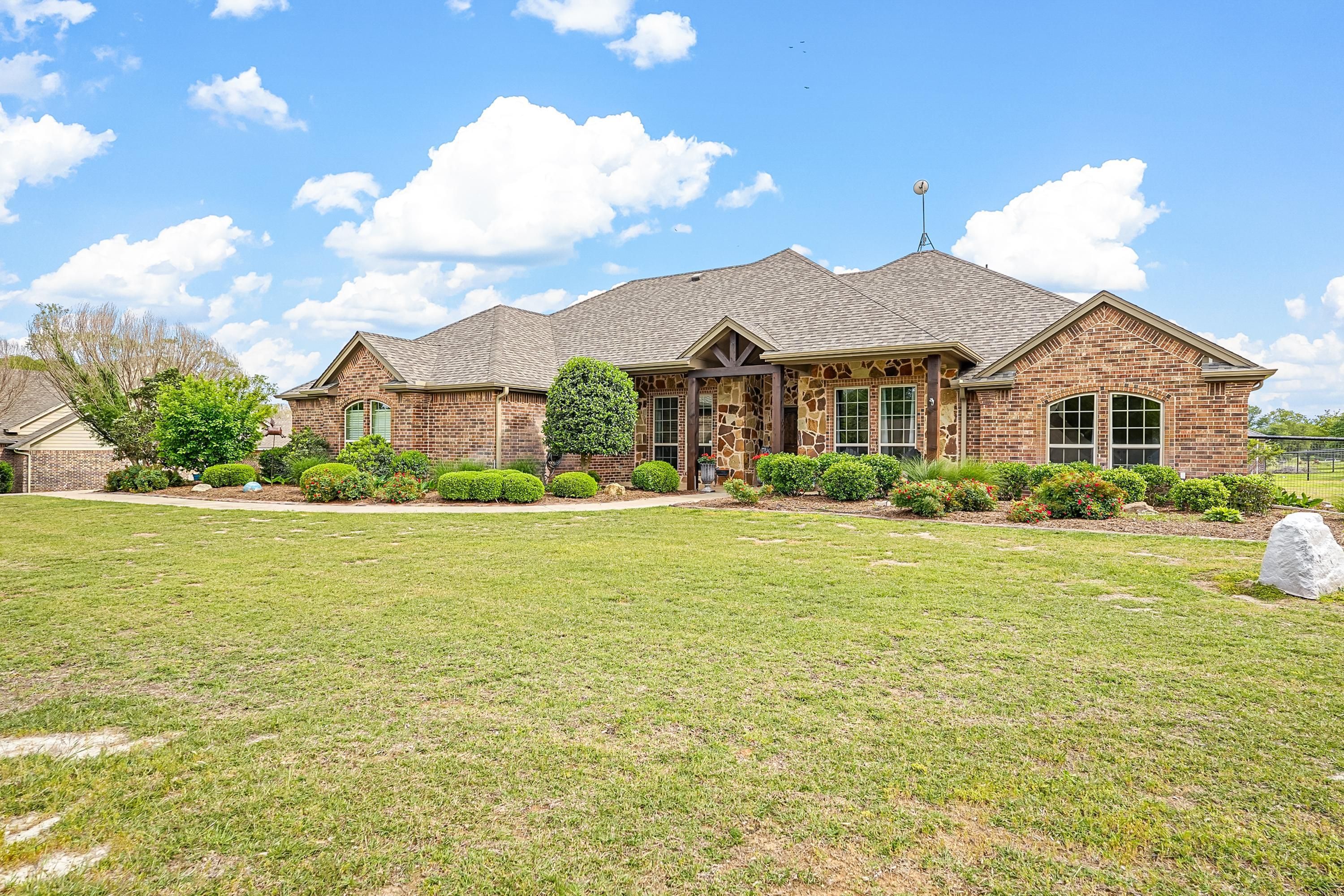 120 Kristin Drive Aledo TX 76008