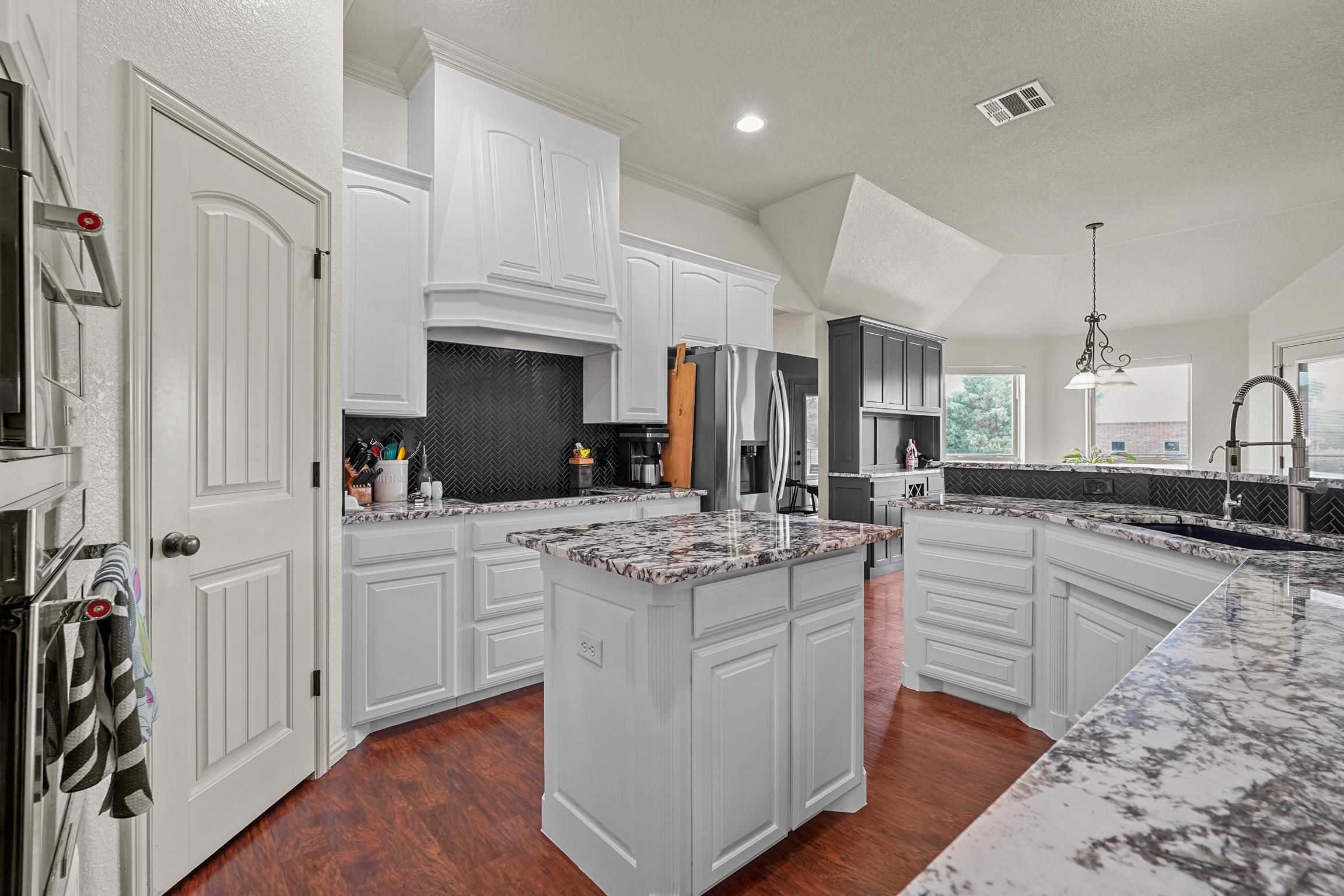 120 Kristin Drive Aledo TX 76008