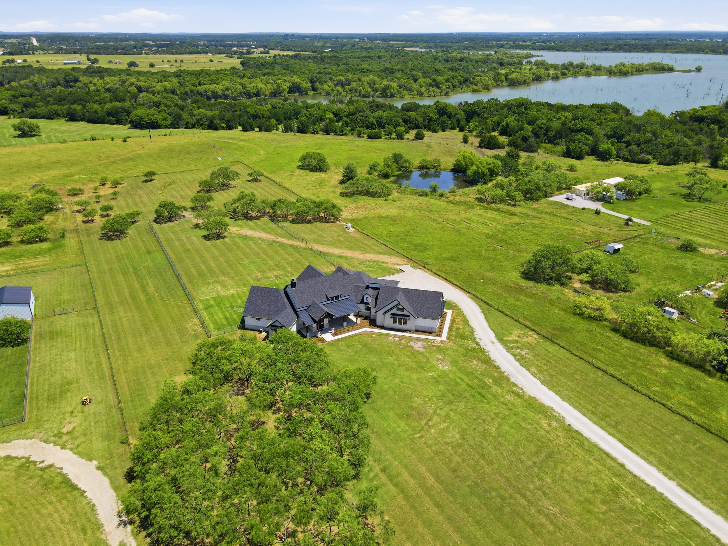 519 Reason Jones Road Valley View TX 76272