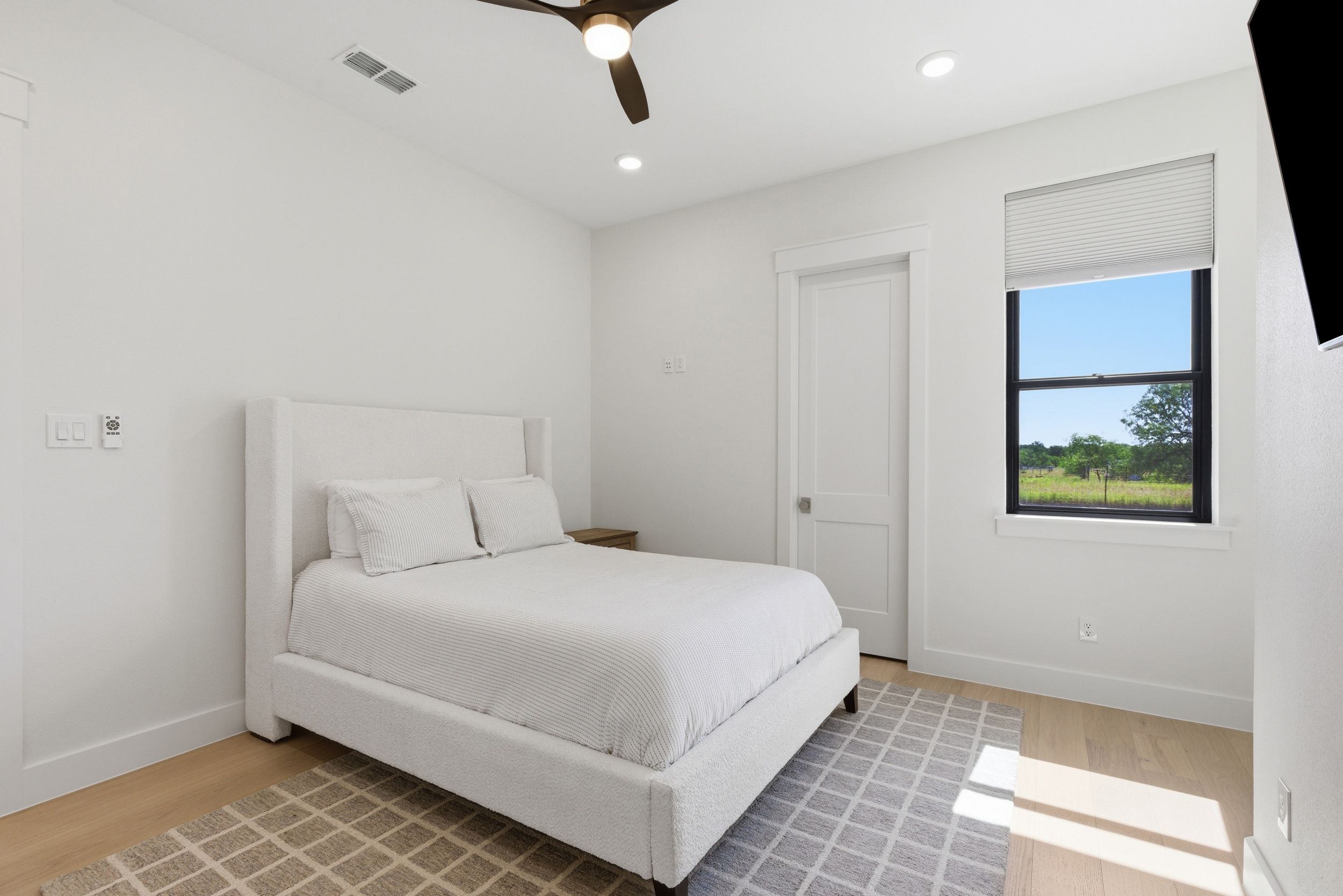 519 Reason Jones Road Valley View TX 76272