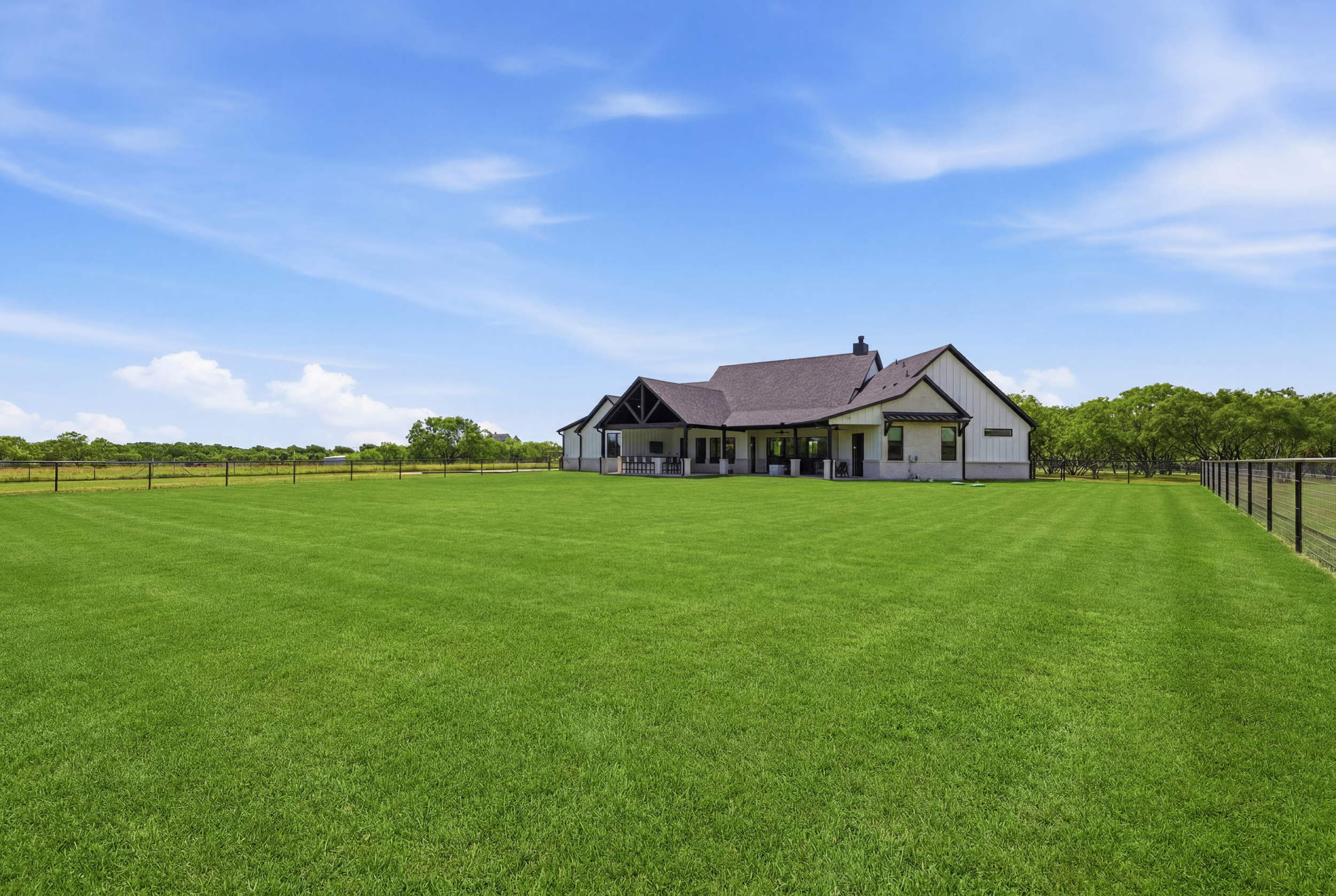 519 Reason Jones Road Valley View TX 76272