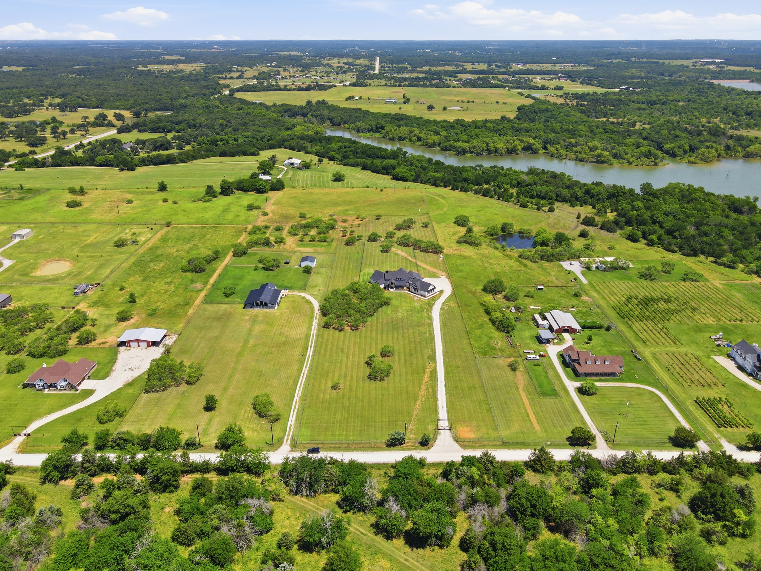 519 Reason Jones Road Valley View TX 76272
