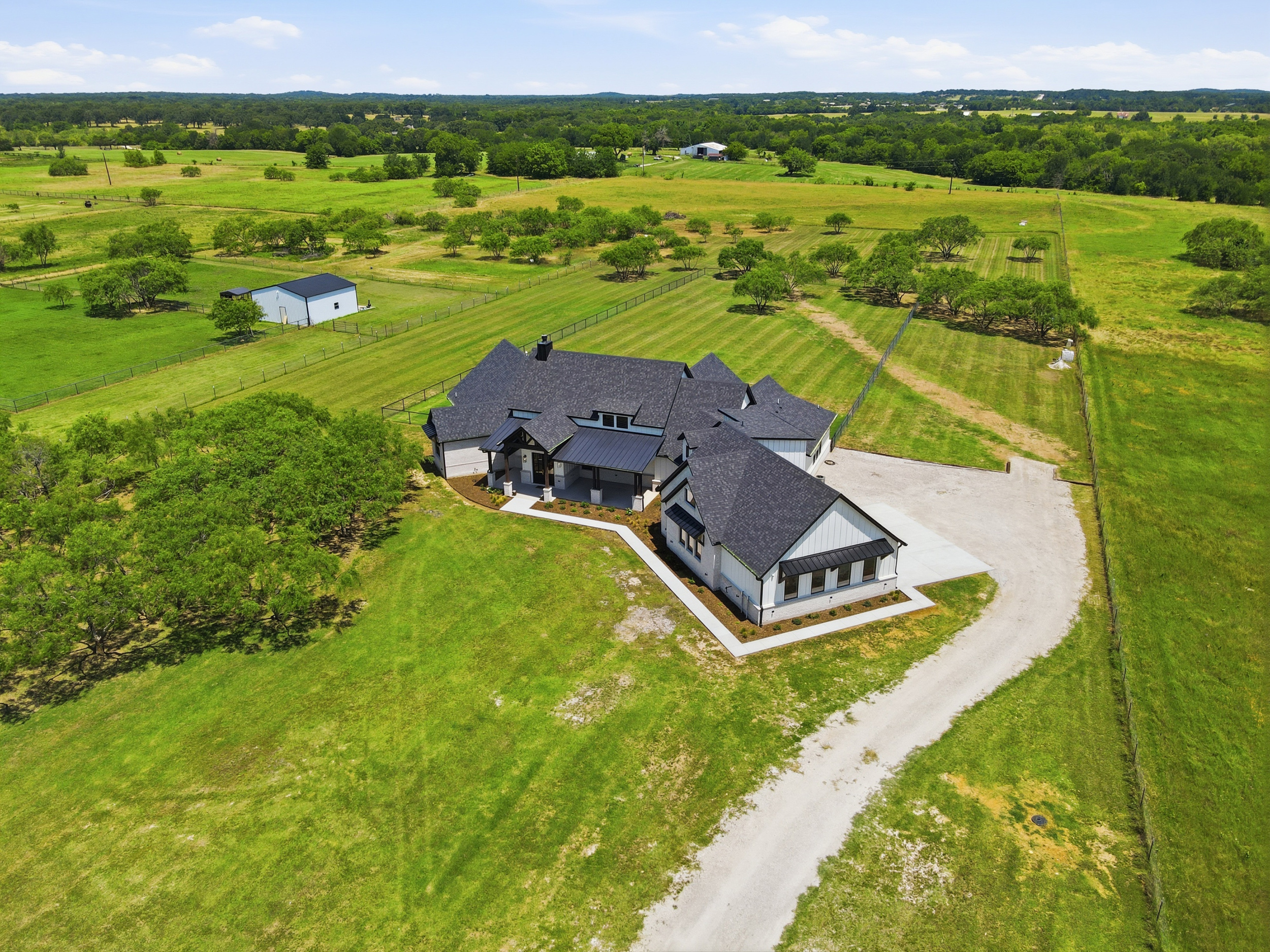 519 Reason Jones Road Valley View TX 76272