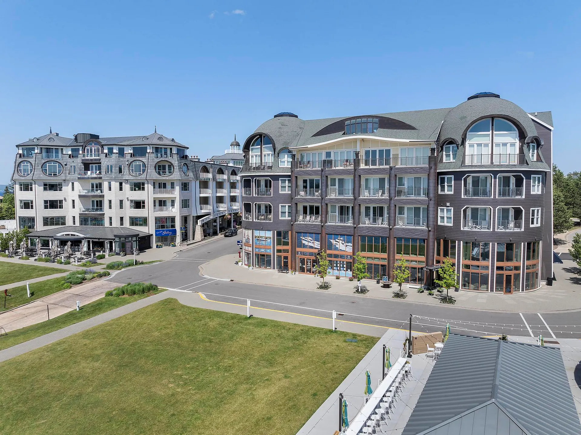 Bay Harbor MI, 4205 Main Street, Unit 40