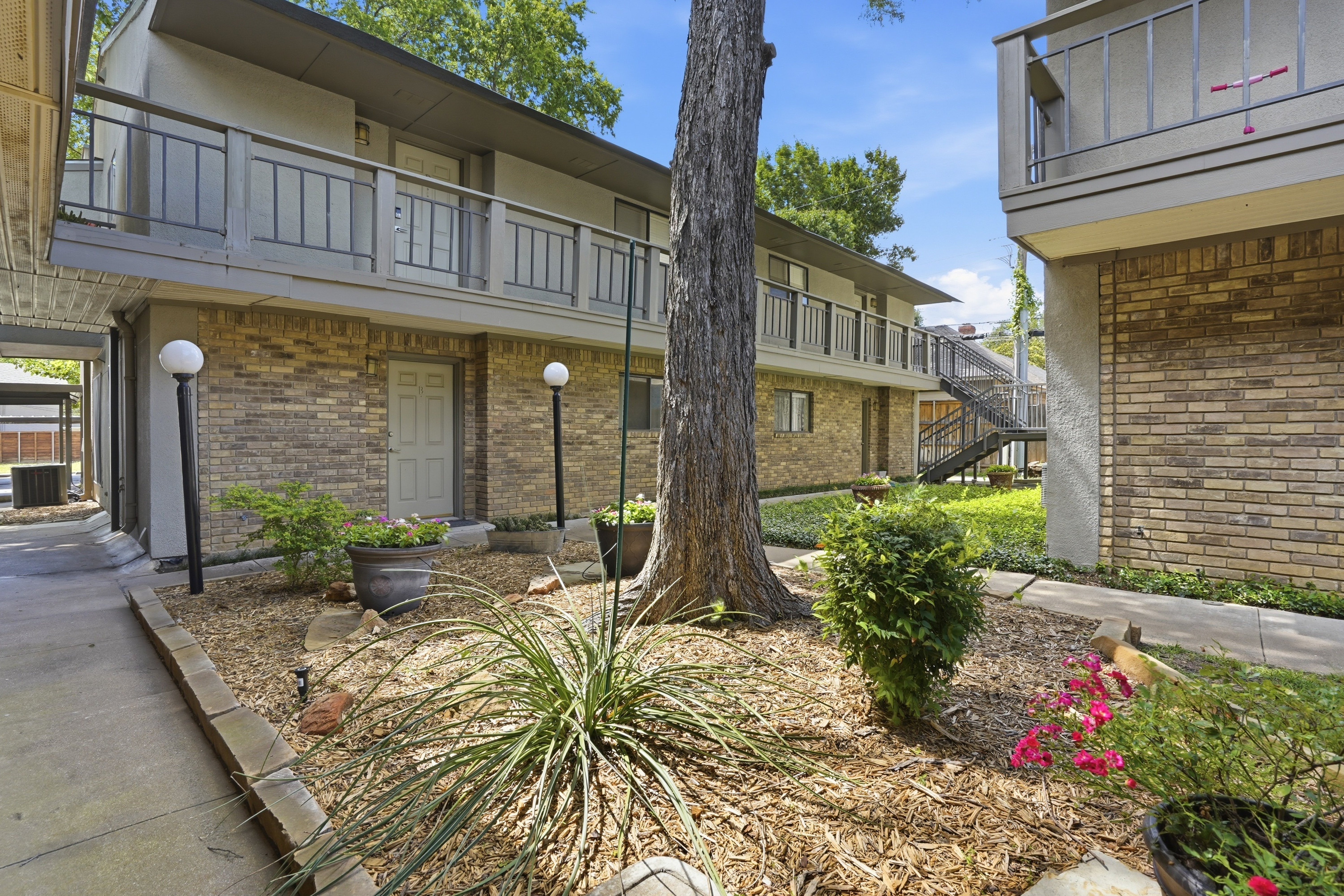 4920 Byers Avenue Fort Worth TX 76107