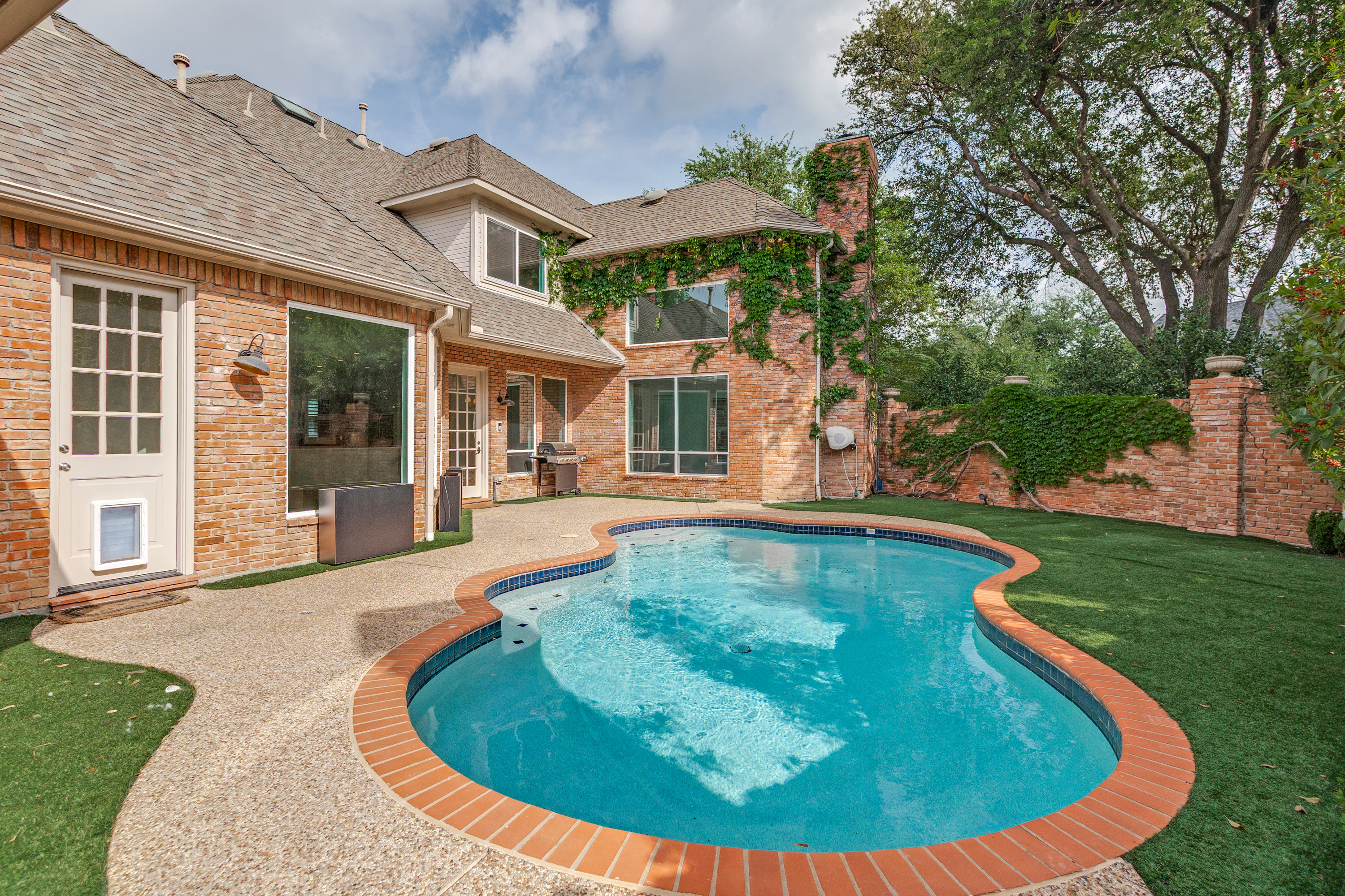 18036 Rock Branch Drive Dallas TX 75287