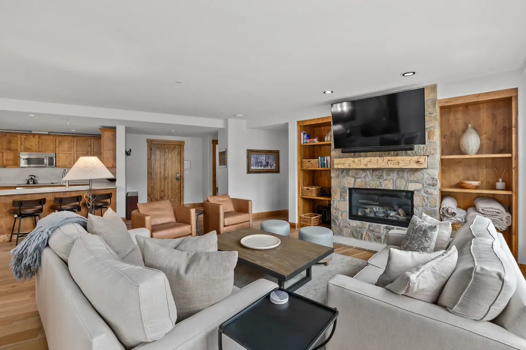 14 Hunter Hill Road #203C Crested Butte CO 81224