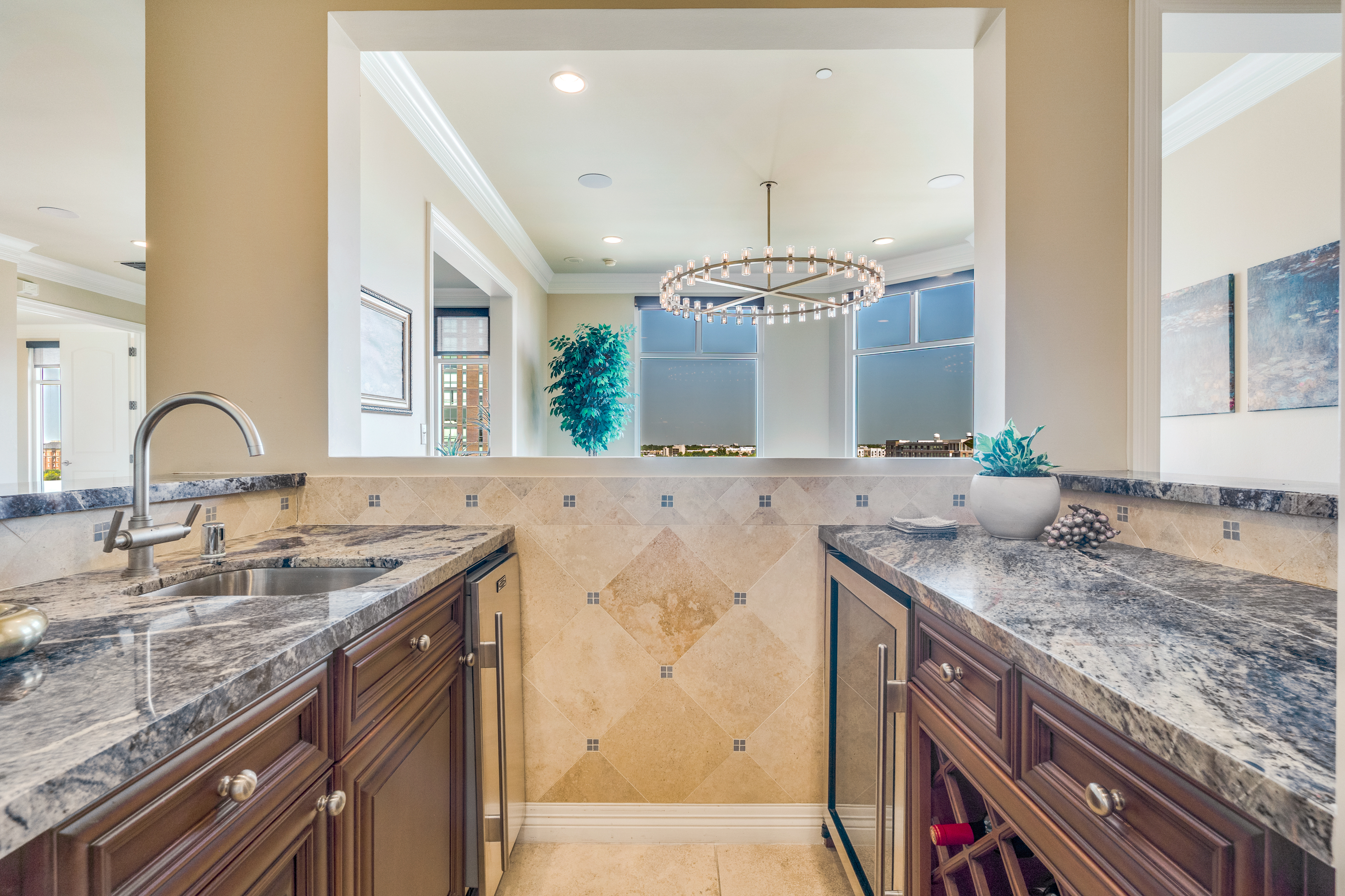 2828 Hood Street Dallas TX 75219
