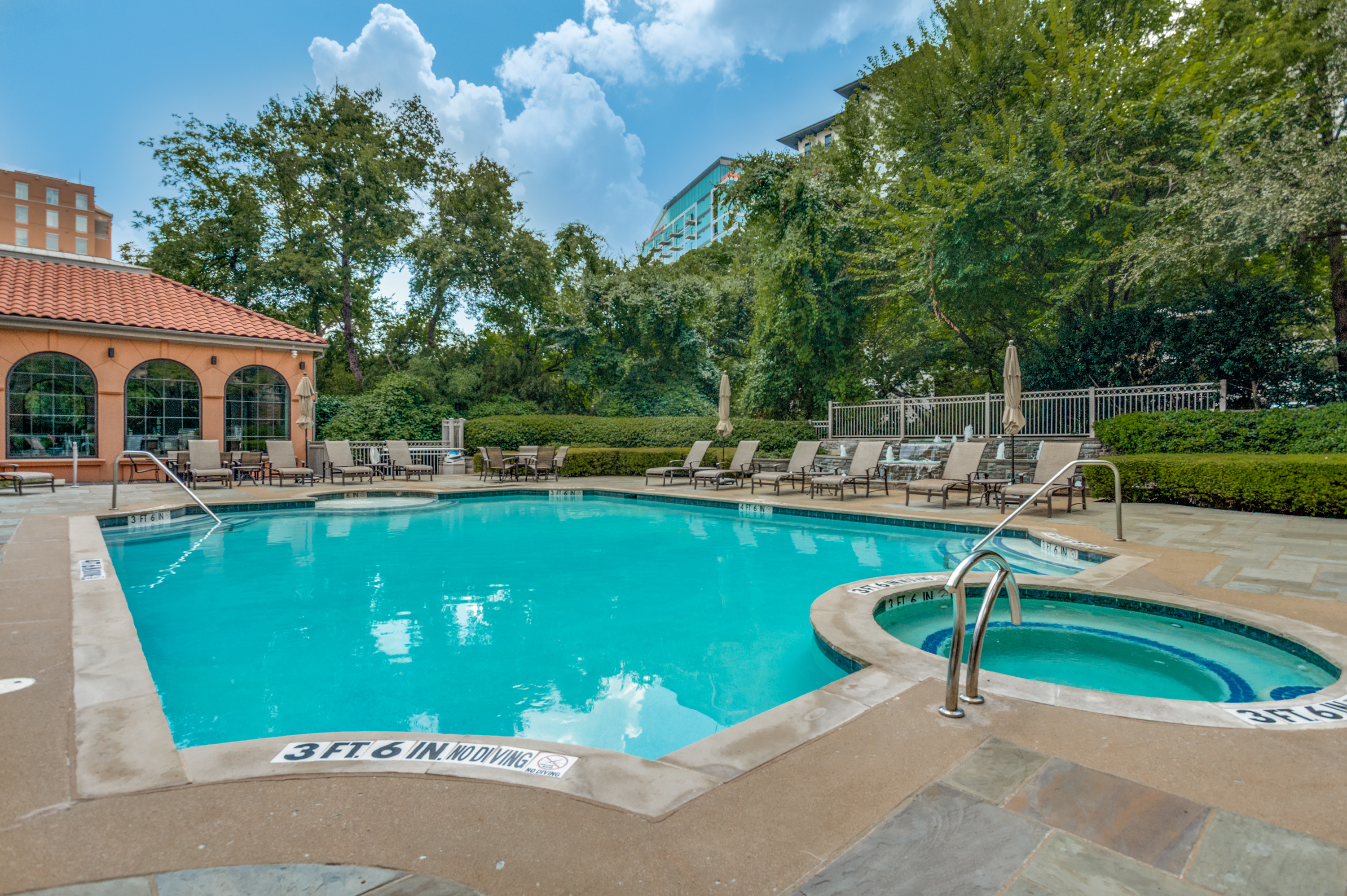 2828 Hood Street Dallas TX 75219