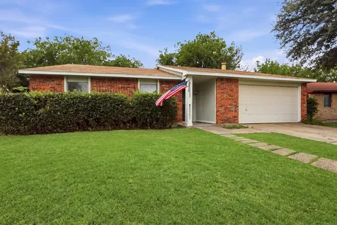 5733 Maiden Lane Fort Worth TX 76131