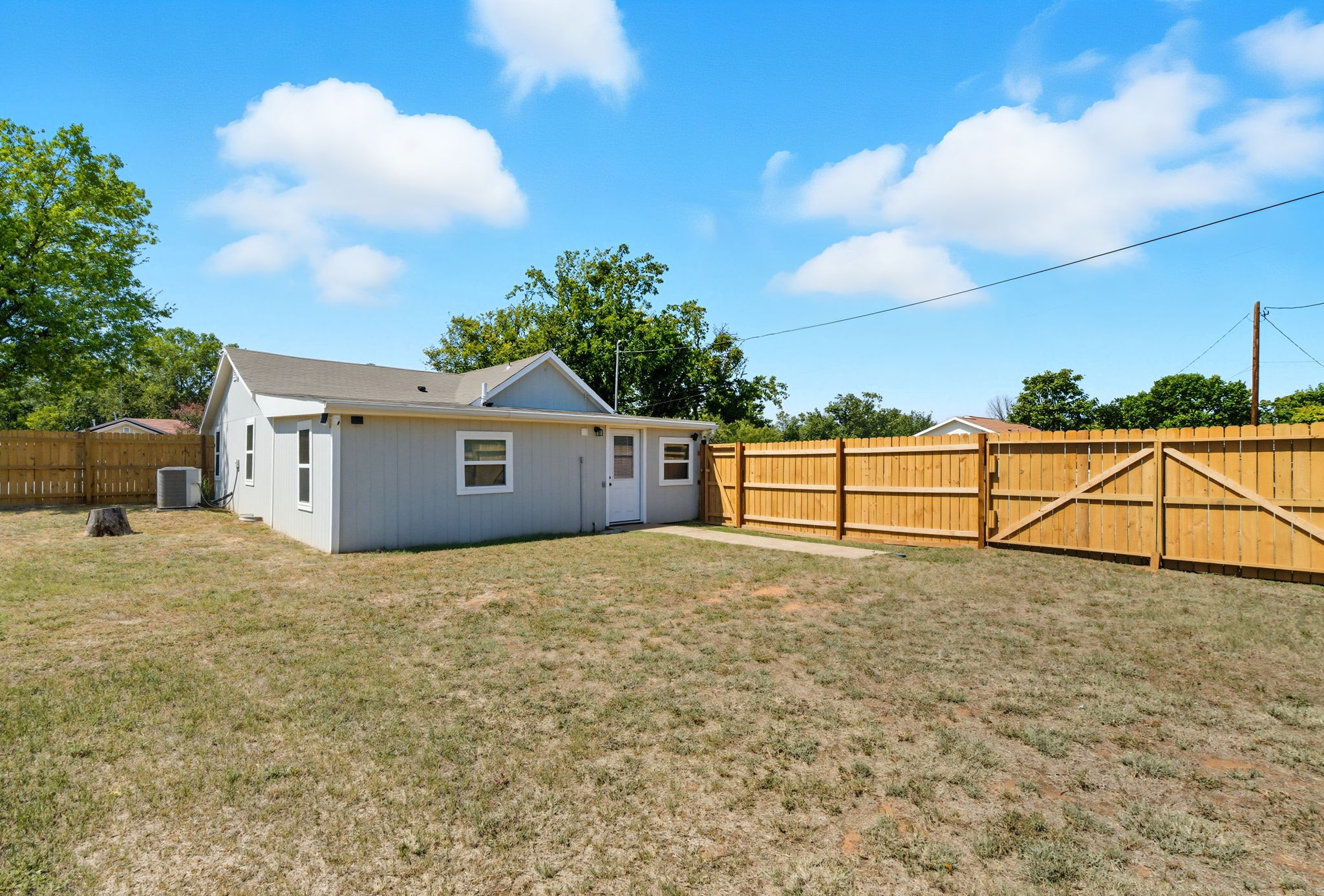 801 Carolina Street Graham TX 76450