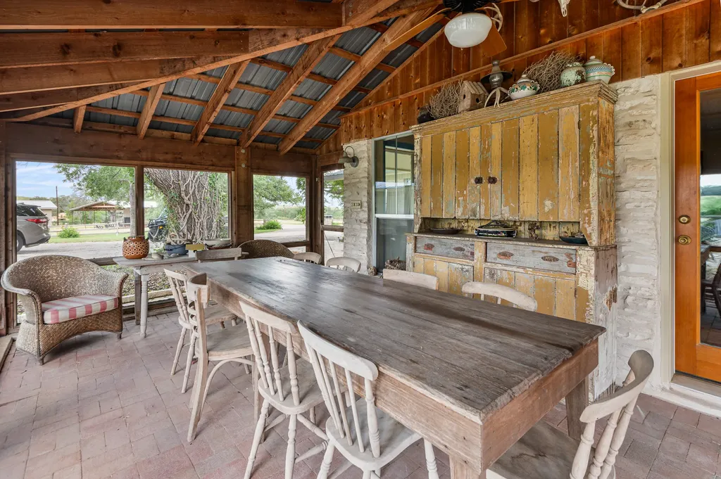 0 County Road 409 - Otra Vez Ranch Spicewood TX 78669