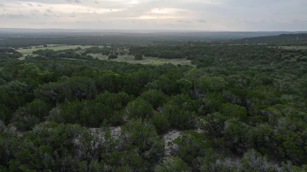 0 County Road 409 - Otra Vez Ranch Spicewood TX 78669