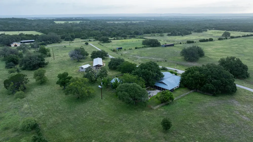 0 County Road 409 - Otra Vez Ranch Spicewood TX 78669