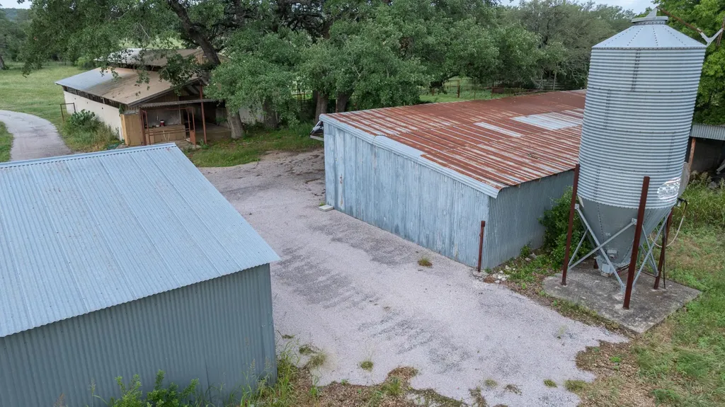 0 County Road 409 - Otra Vez Ranch Spicewood TX 78669