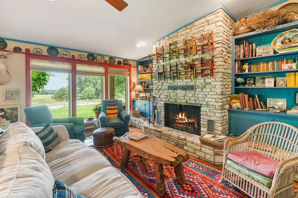 0 County Road 409 - Otra Vez Ranch Spicewood TX 78669