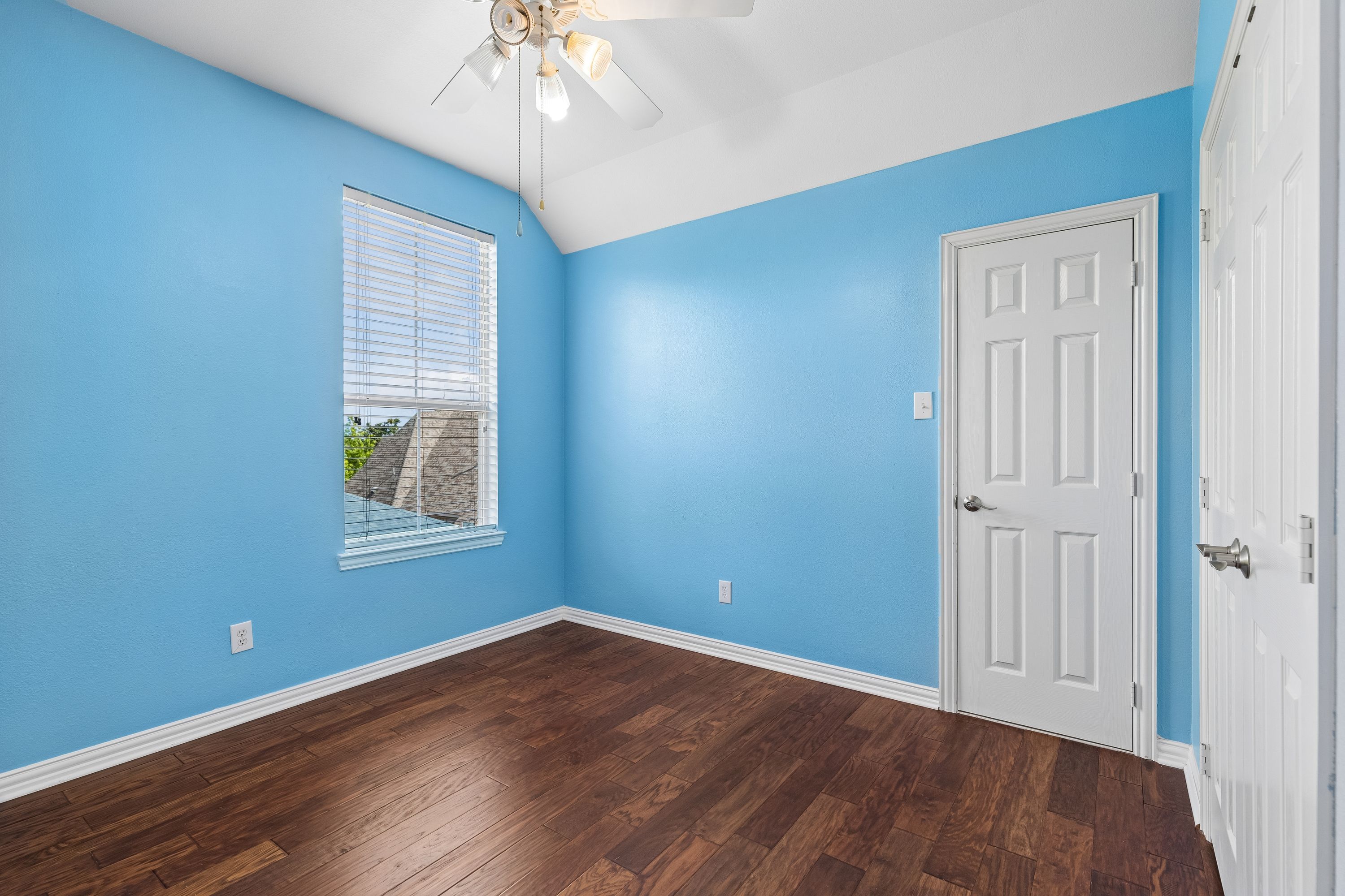 8120 Bridge Street North Richland Hills TX 76180