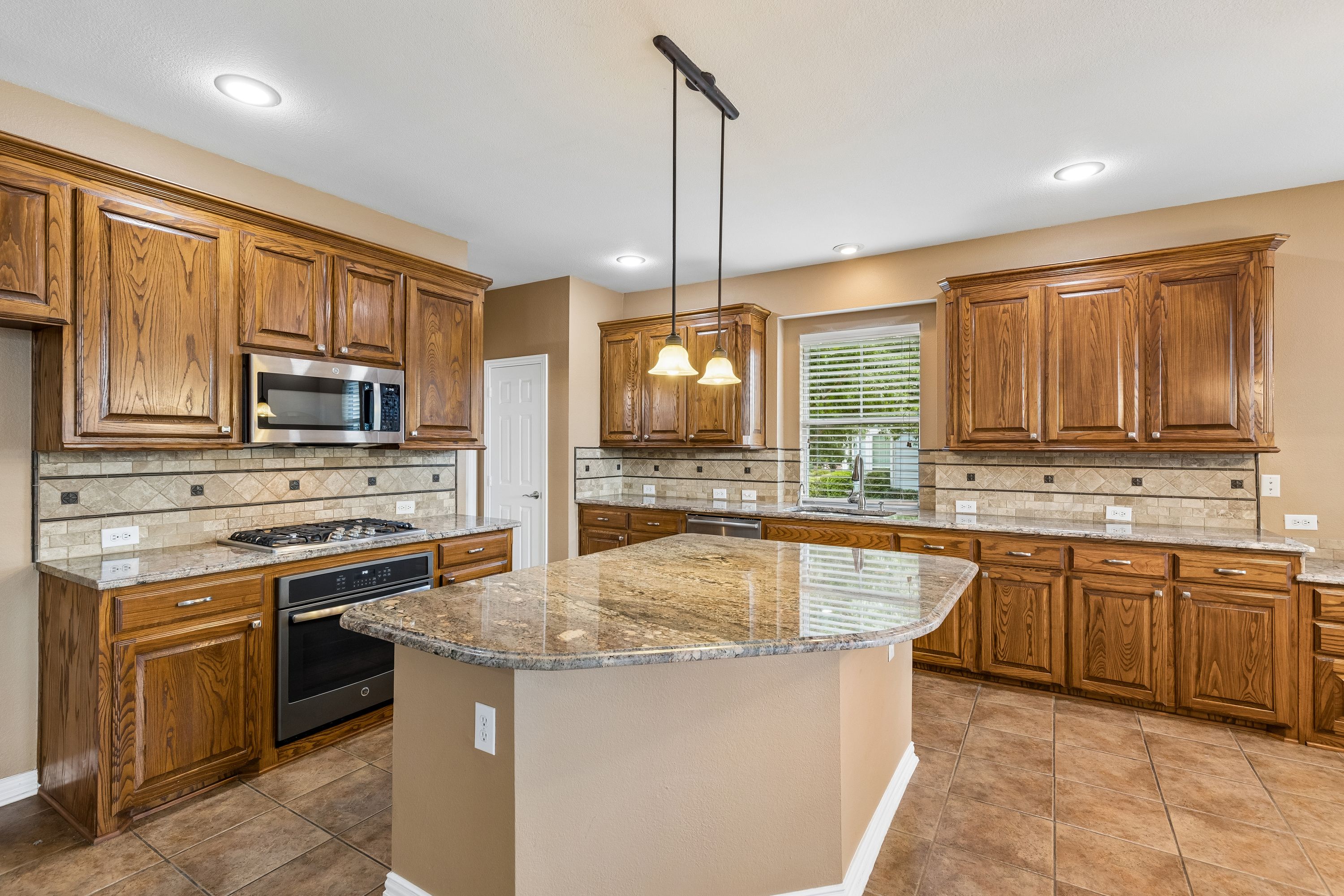8120 Bridge Street North Richland Hills TX 76180