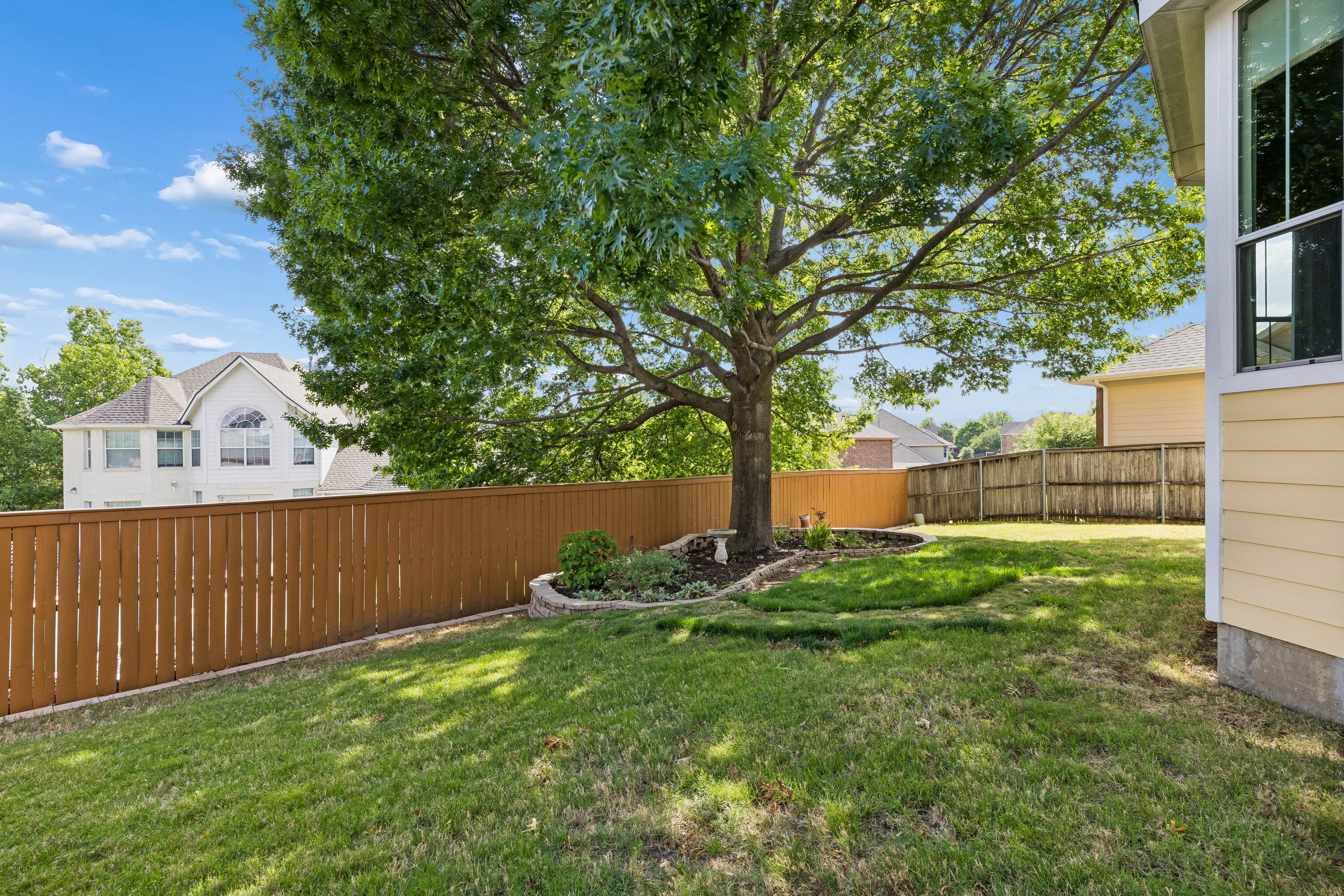 8120 Bridge Street North Richland Hills TX 76180