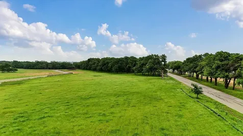 1549 Park Street Azle TX 76020