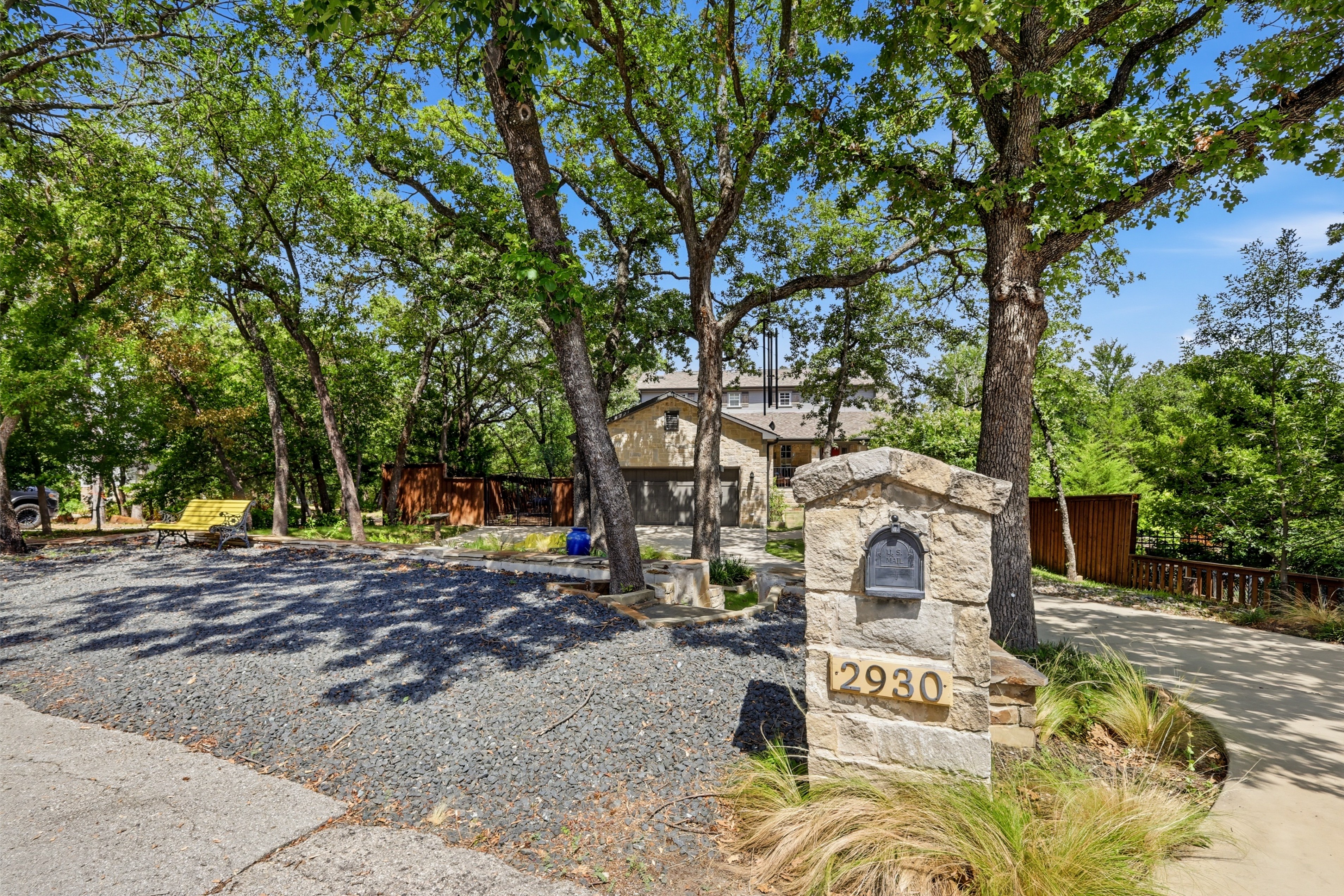 2930 Peninsula Drive Grapevine TX 76051