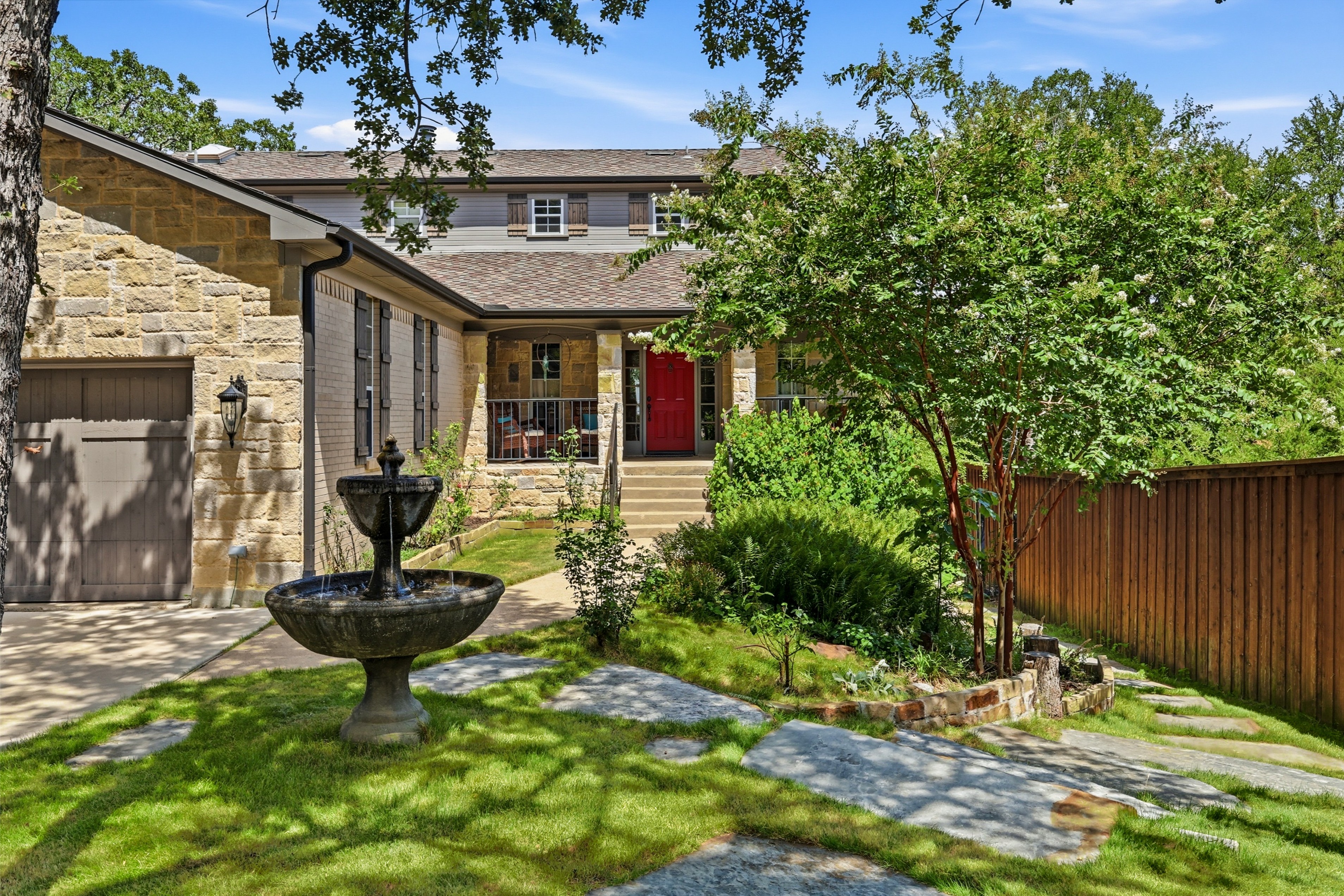 2930 Peninsula Drive Grapevine TX 76051