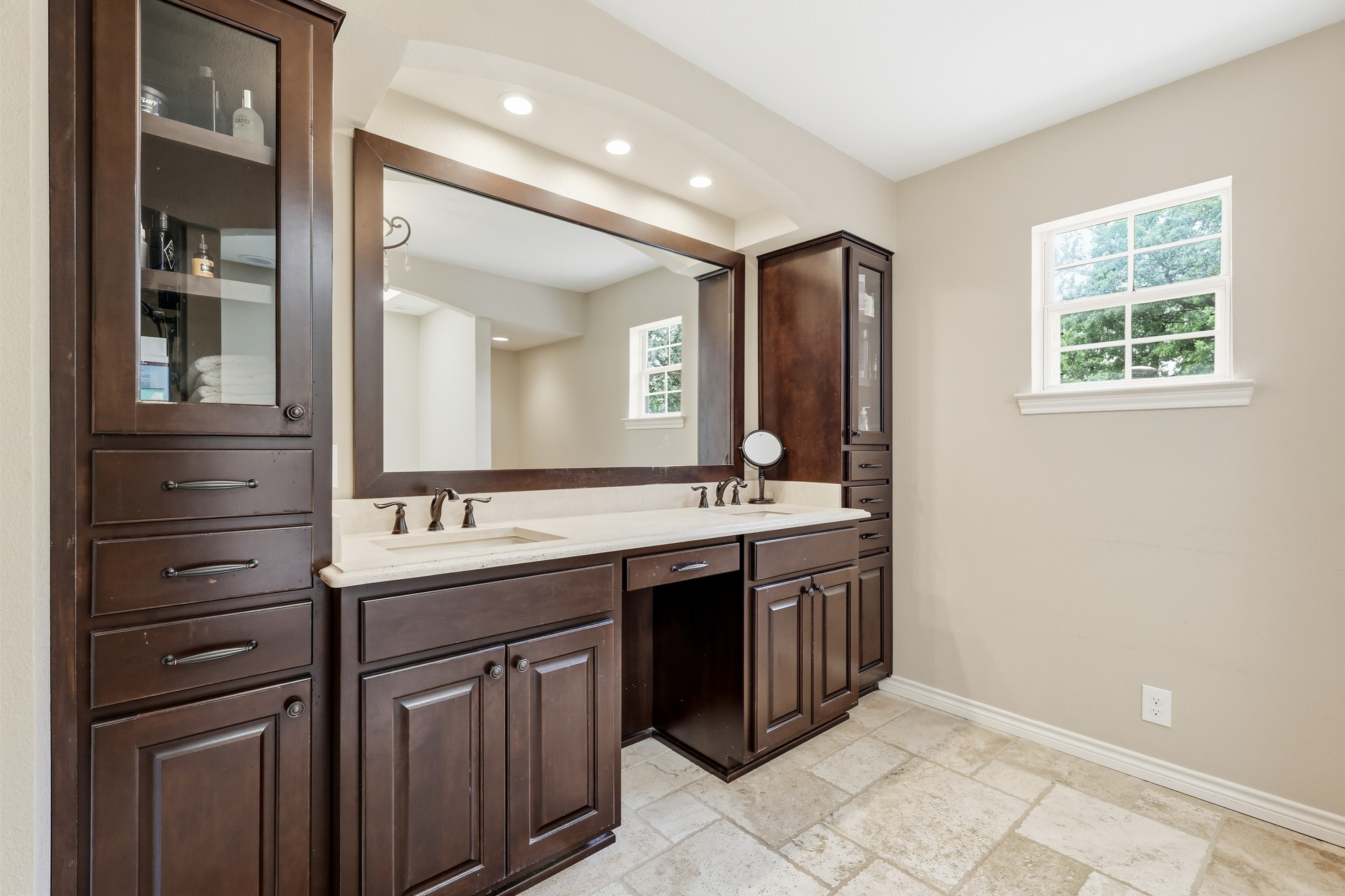 2930 Peninsula Drive Grapevine TX 76051