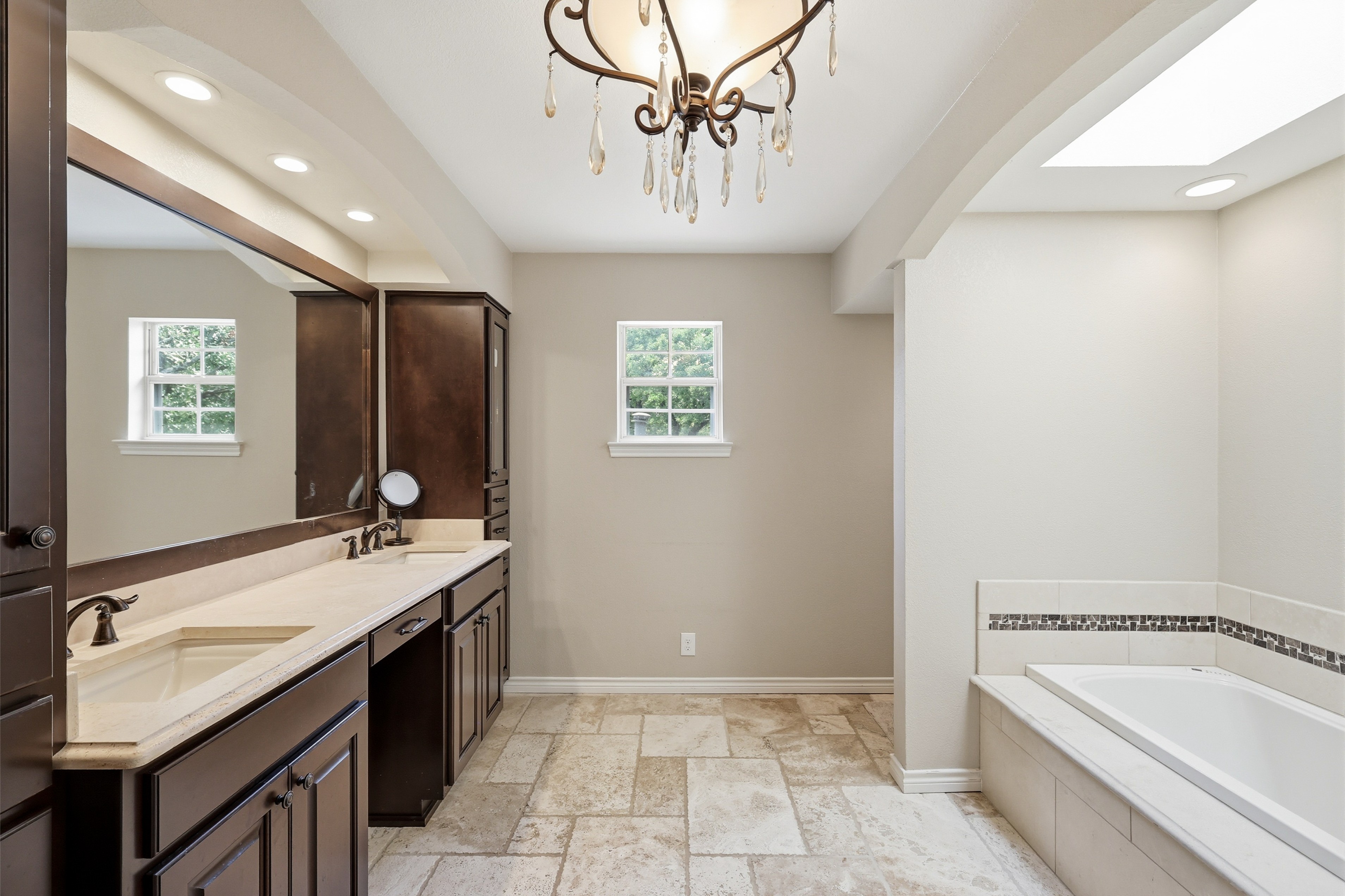 2930 Peninsula Drive Grapevine TX 76051