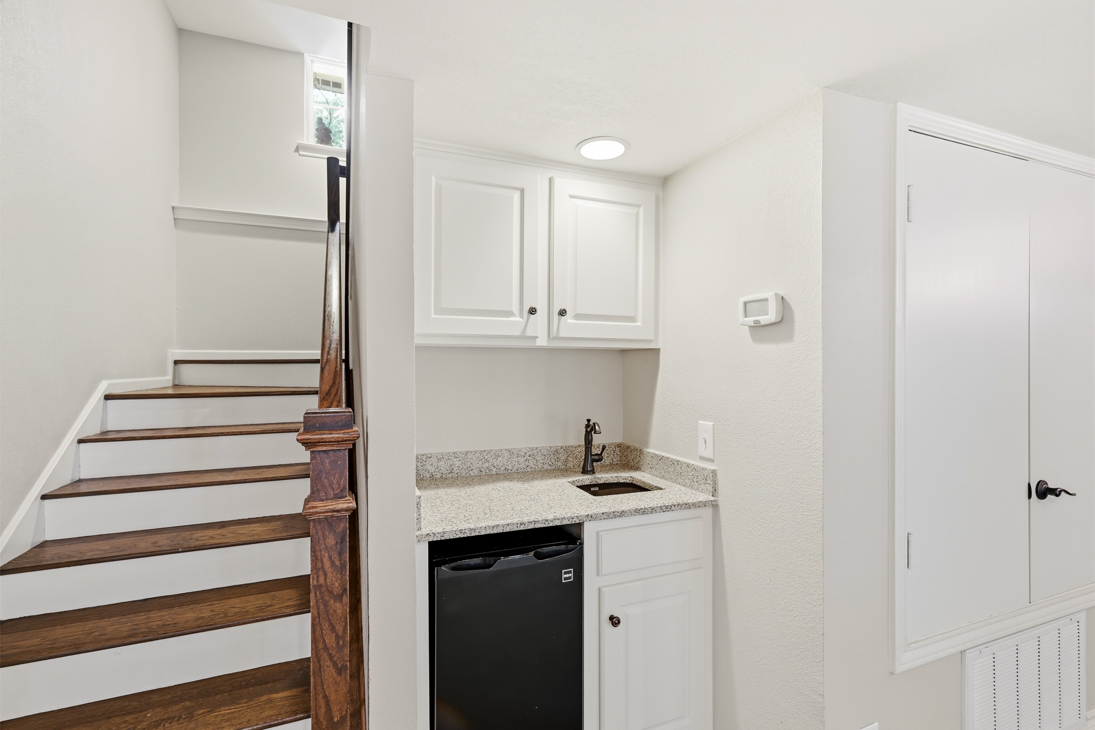 2930 Peninsula Drive Grapevine TX 76051