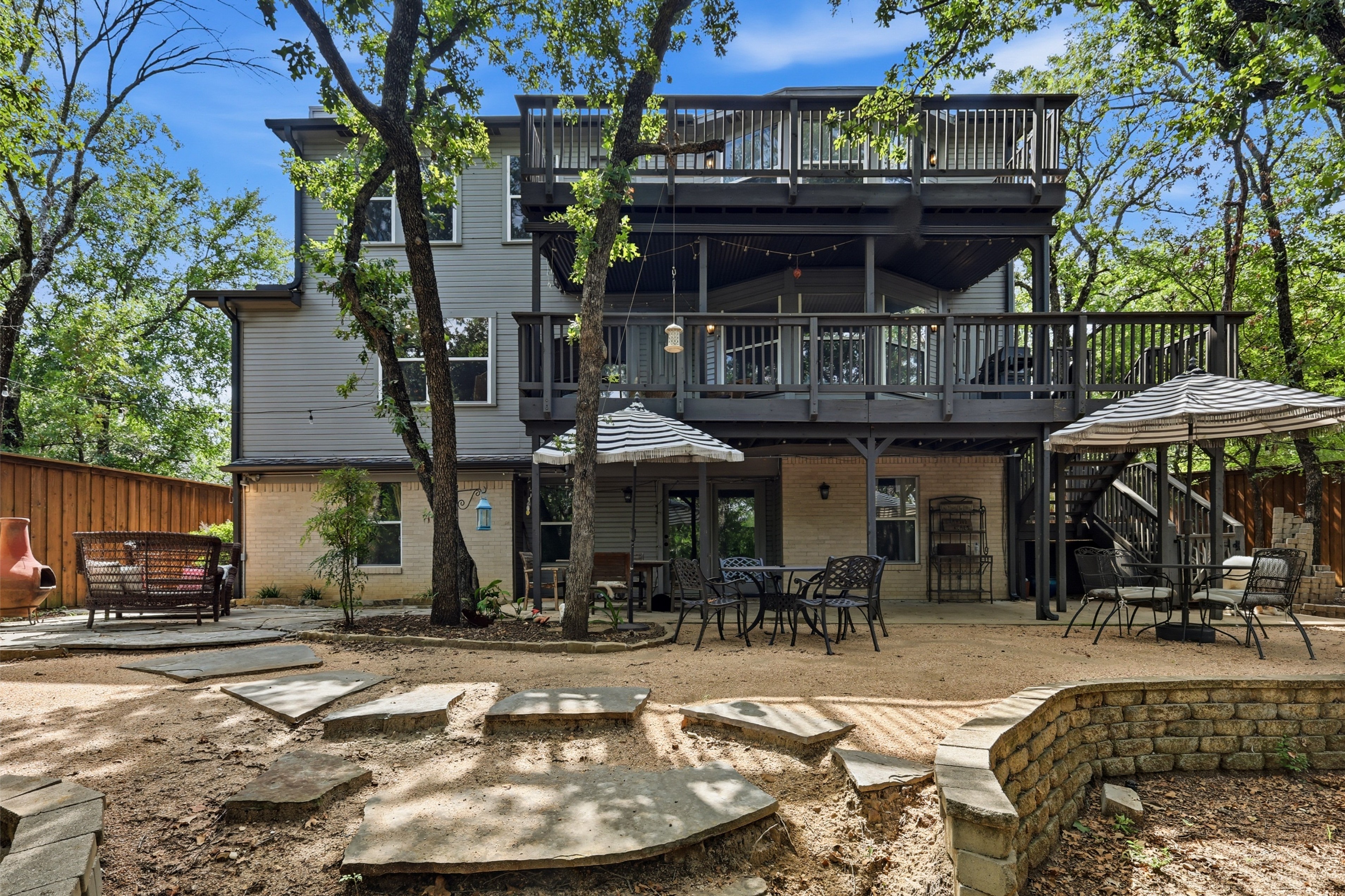 2930 Peninsula Drive Grapevine TX 76051