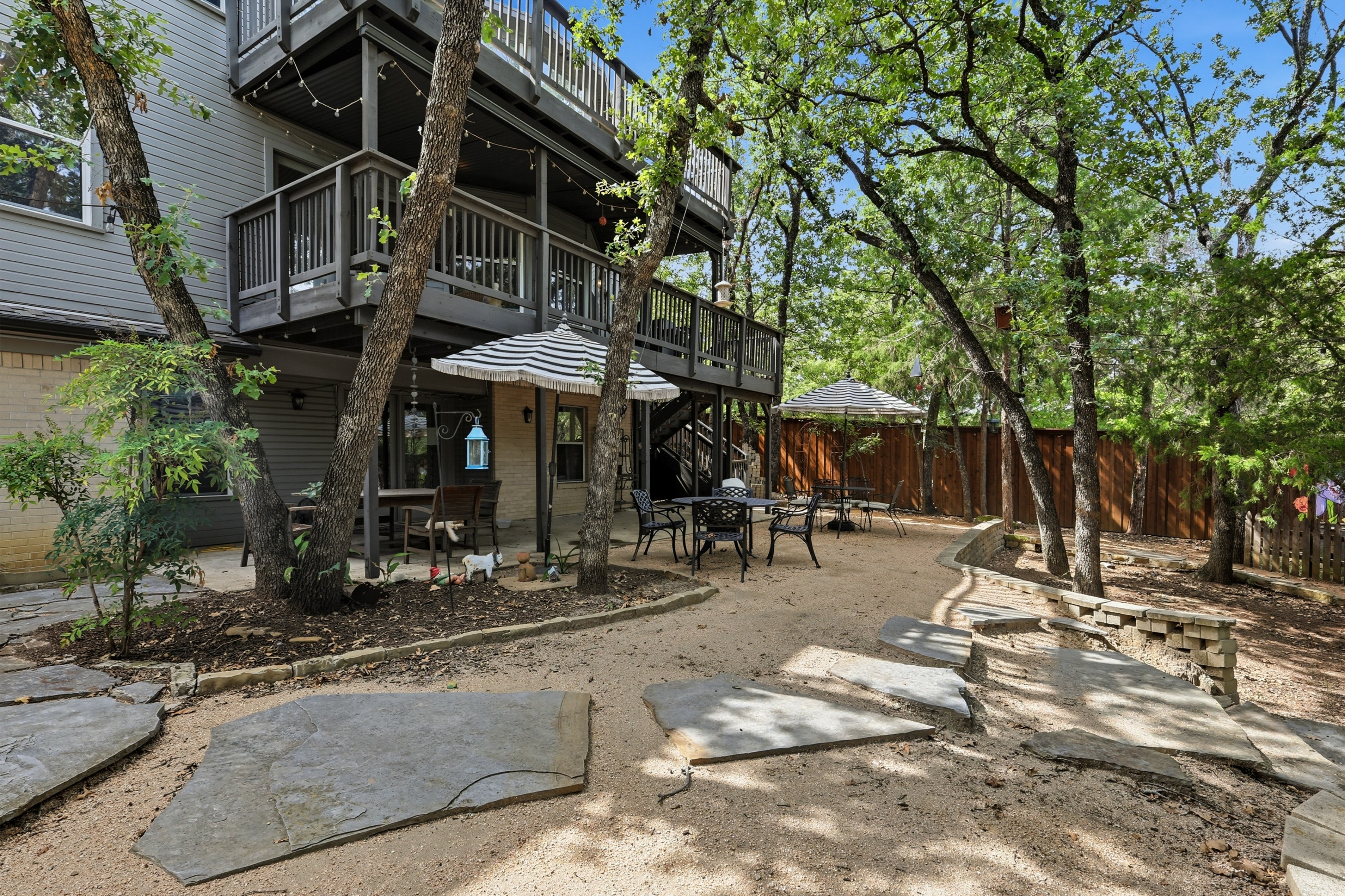 2930 Peninsula Drive Grapevine TX 76051
