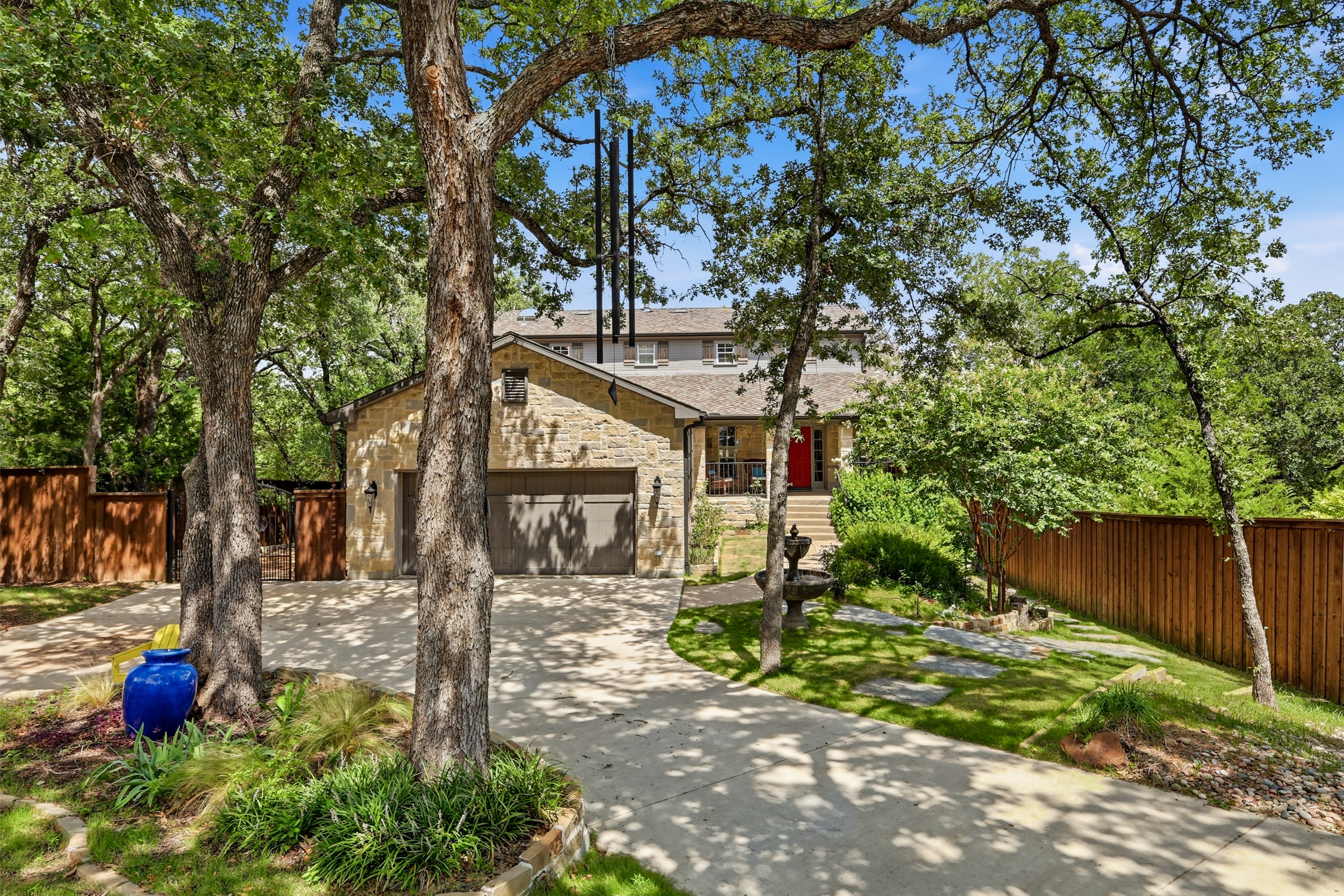 2930 Peninsula Drive Grapevine TX 76051