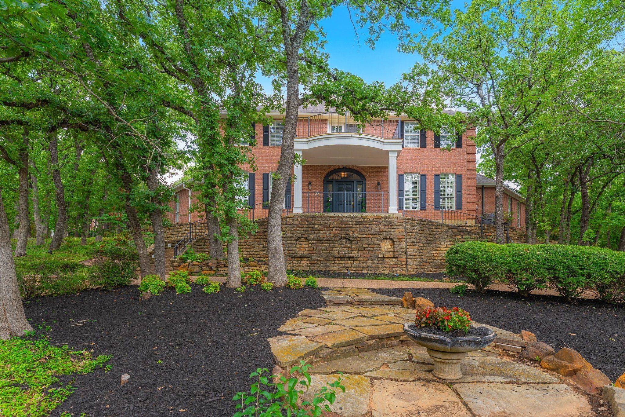 302 W Charlottesville Avenue Colleyville TX 76034