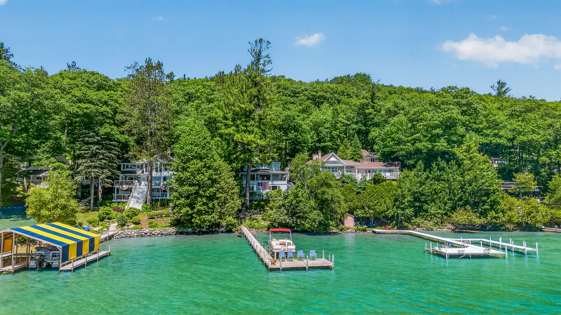 Walloon MI, 1474 North Shore Drive