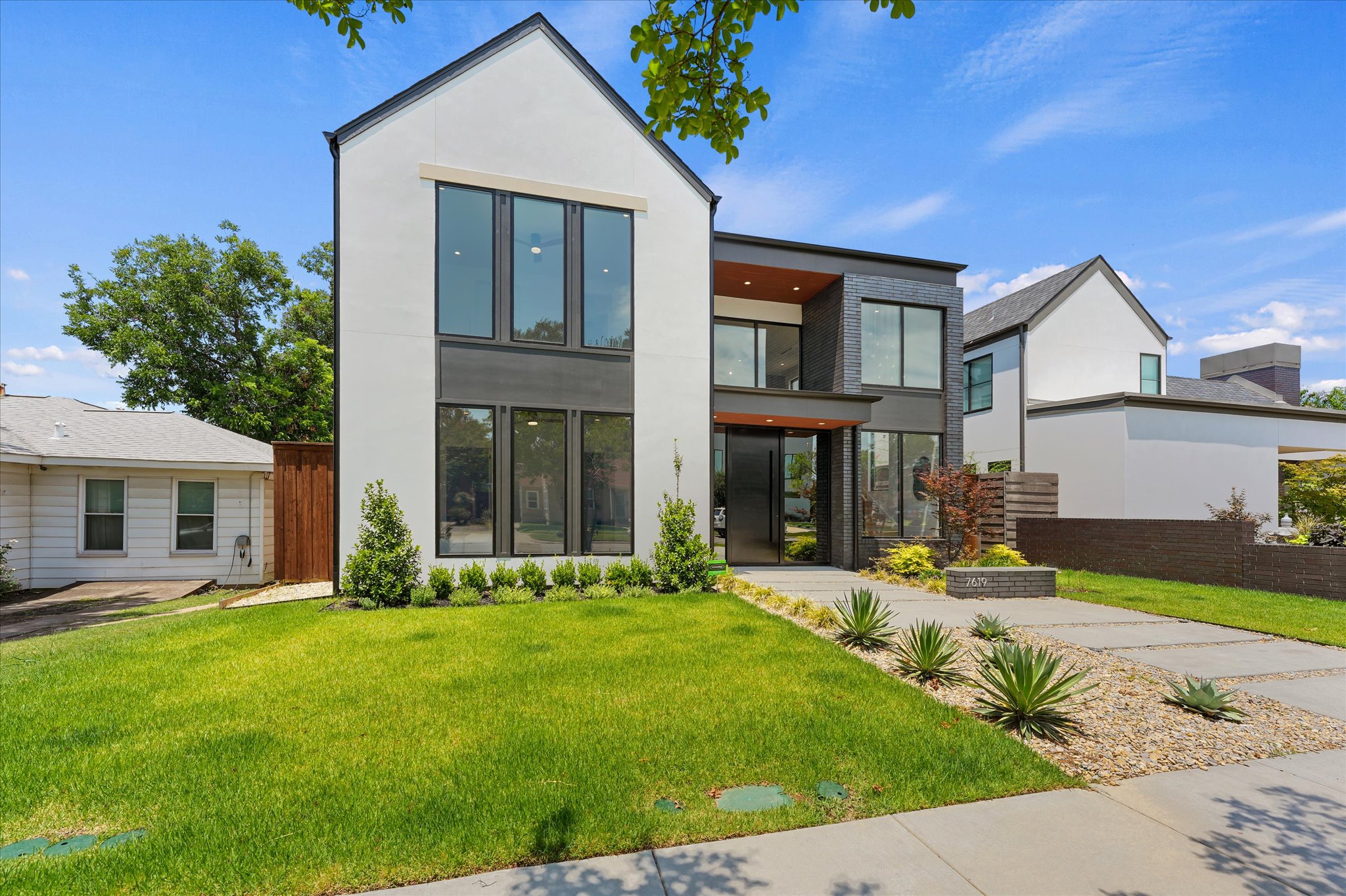 7619 Kenwell Street Dallas TX 75209