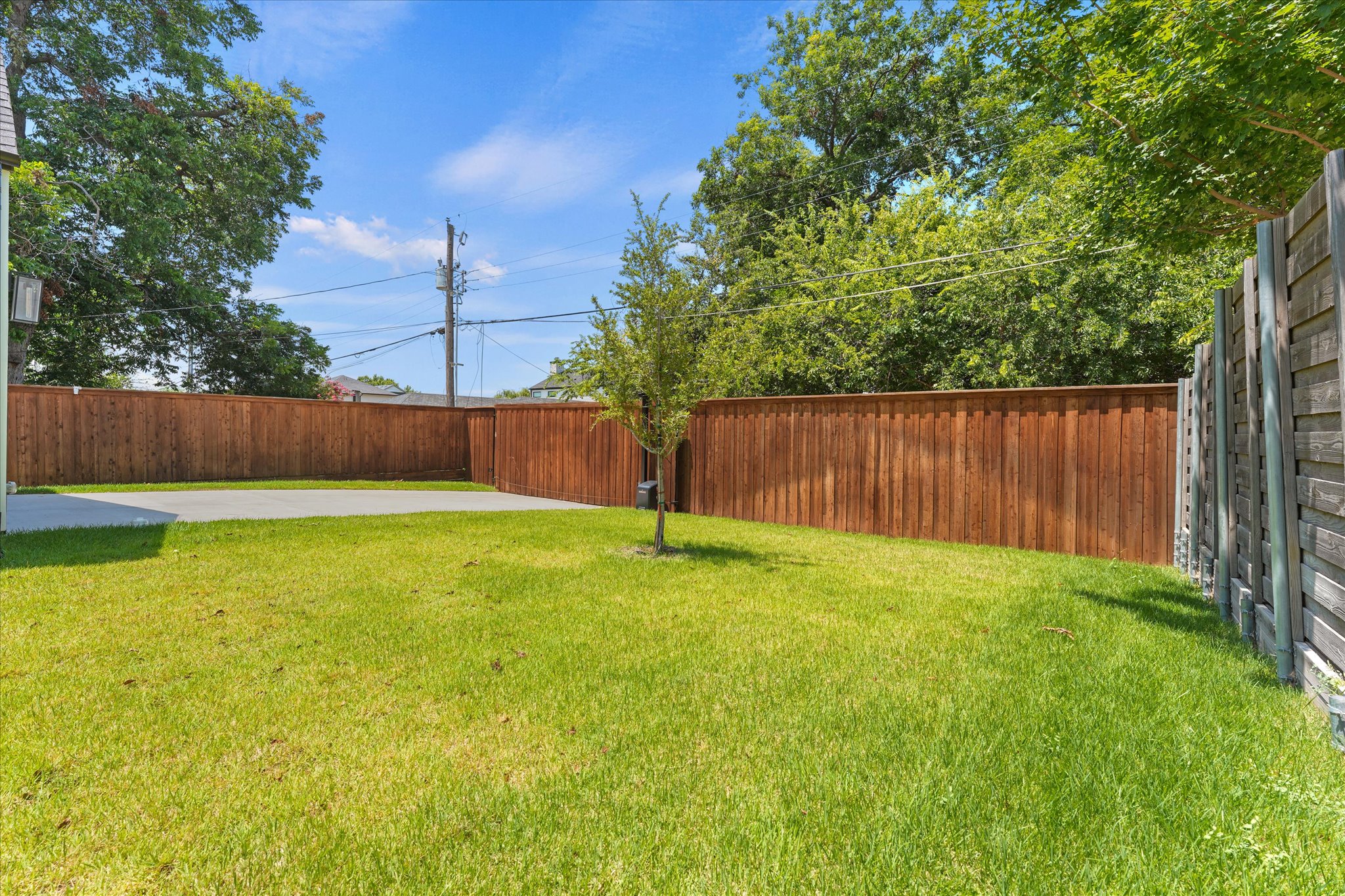 7619 Kenwell Street Dallas TX 75209