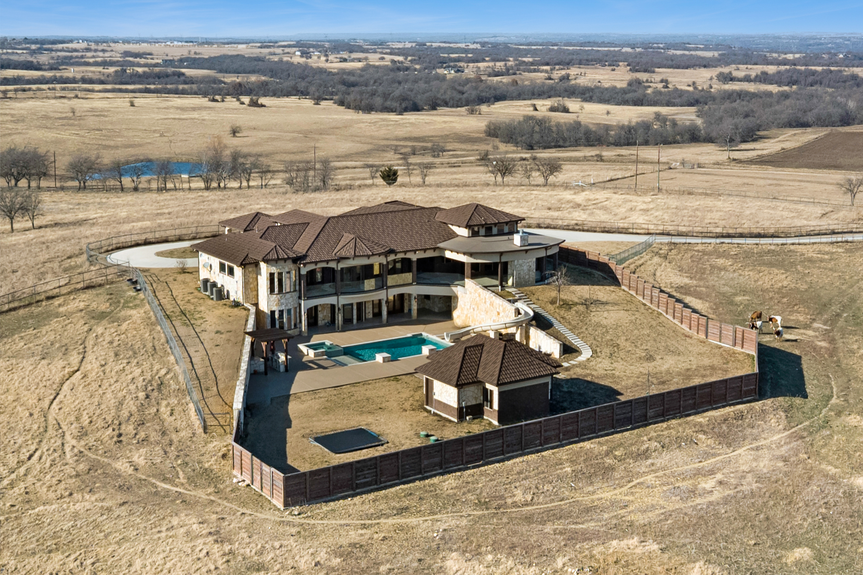353 County Road 2510 Decatur TX 76234