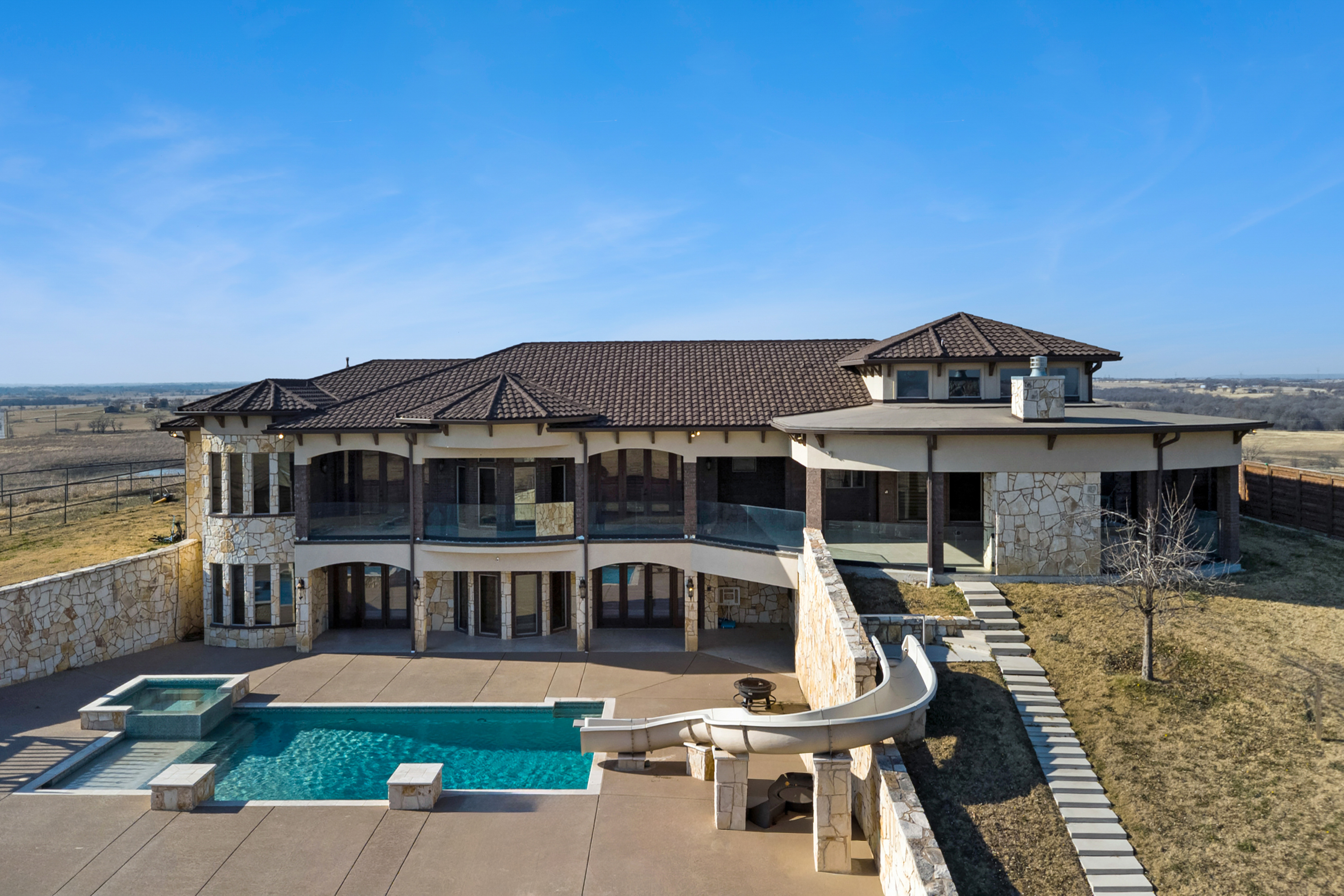 353 County Road 2510 Decatur TX 76234