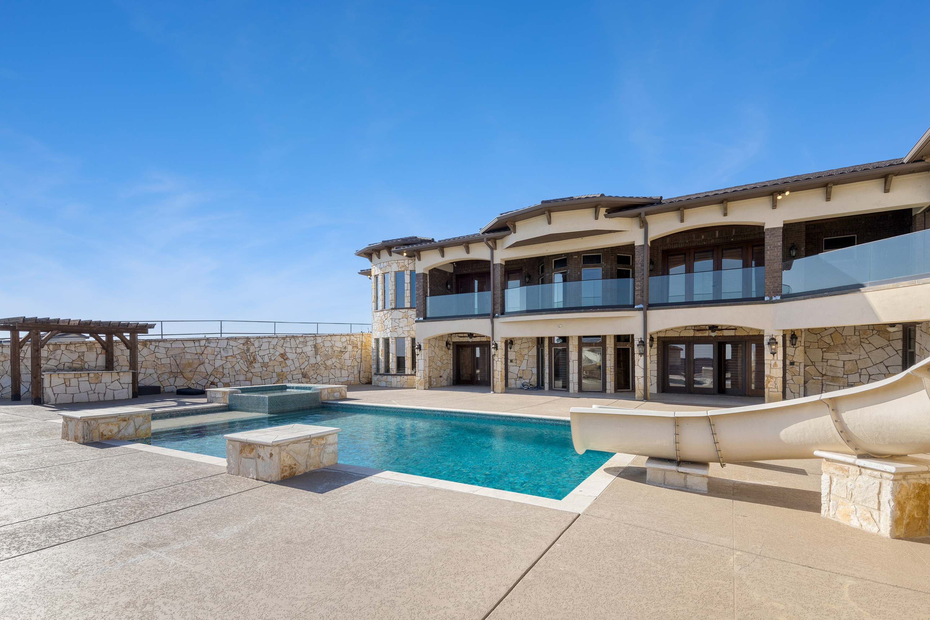 353 County Road 2510 Decatur TX 76234