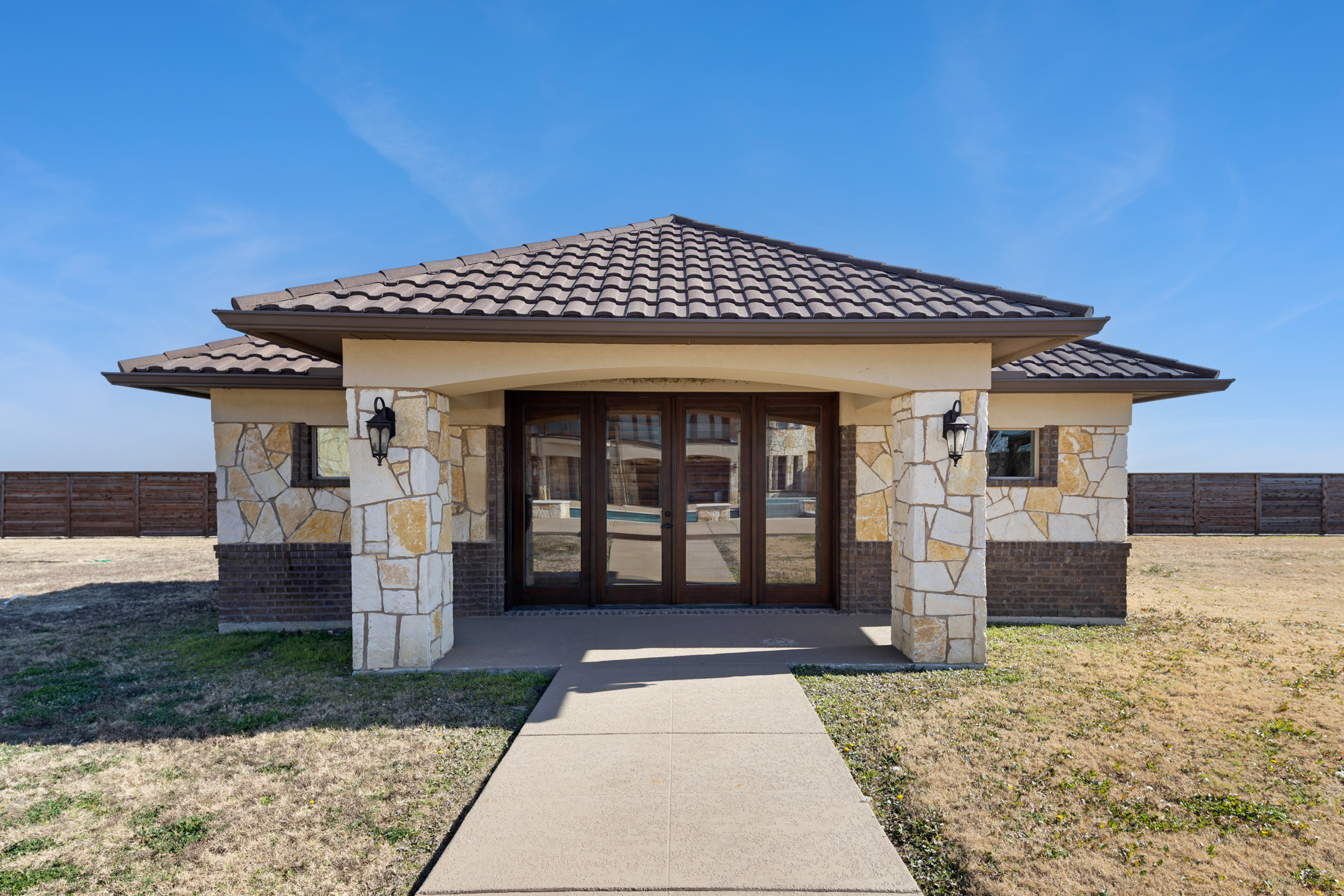 353 County Road 2510 Decatur TX 76234