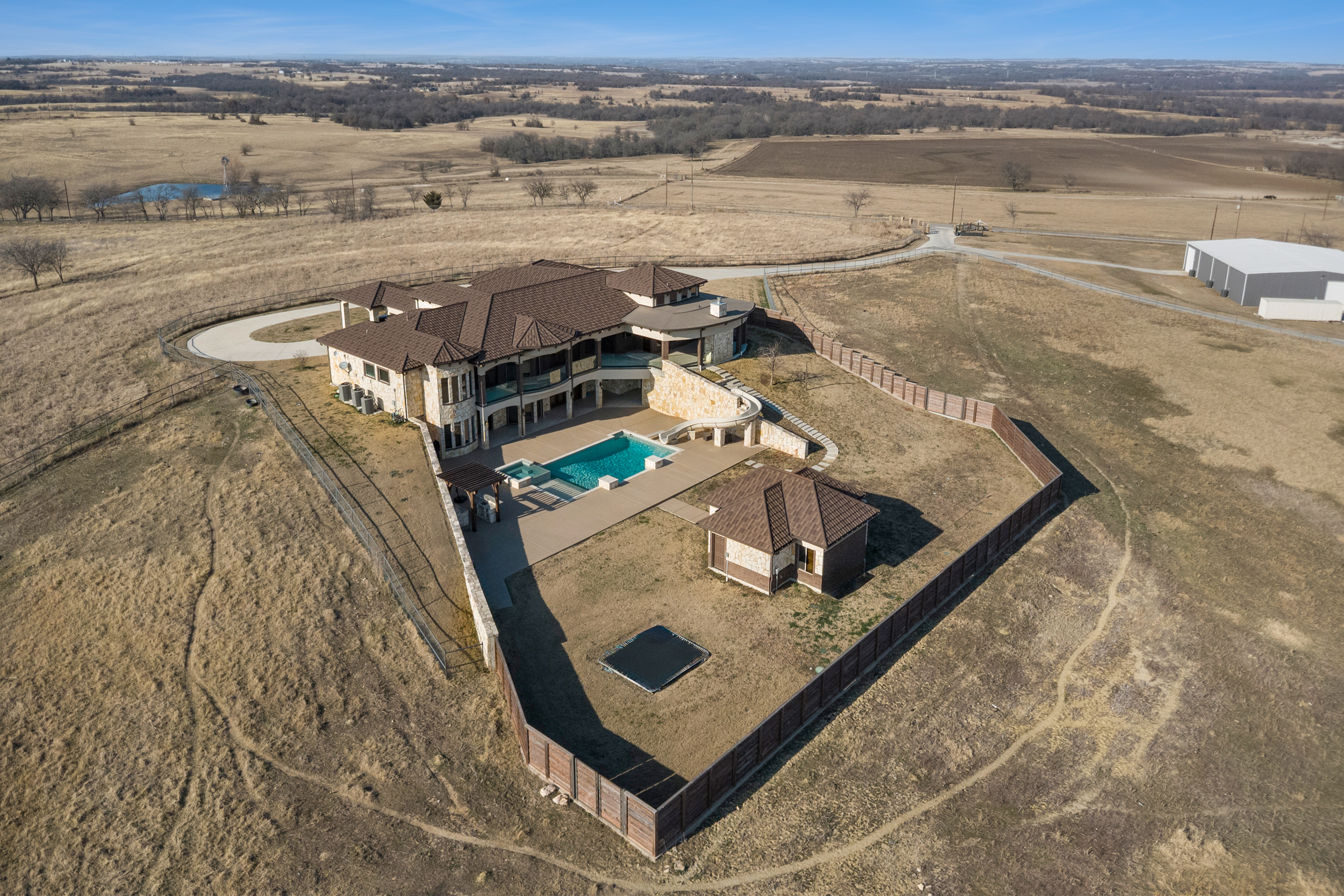 353 County Road 2510 Decatur TX 76234