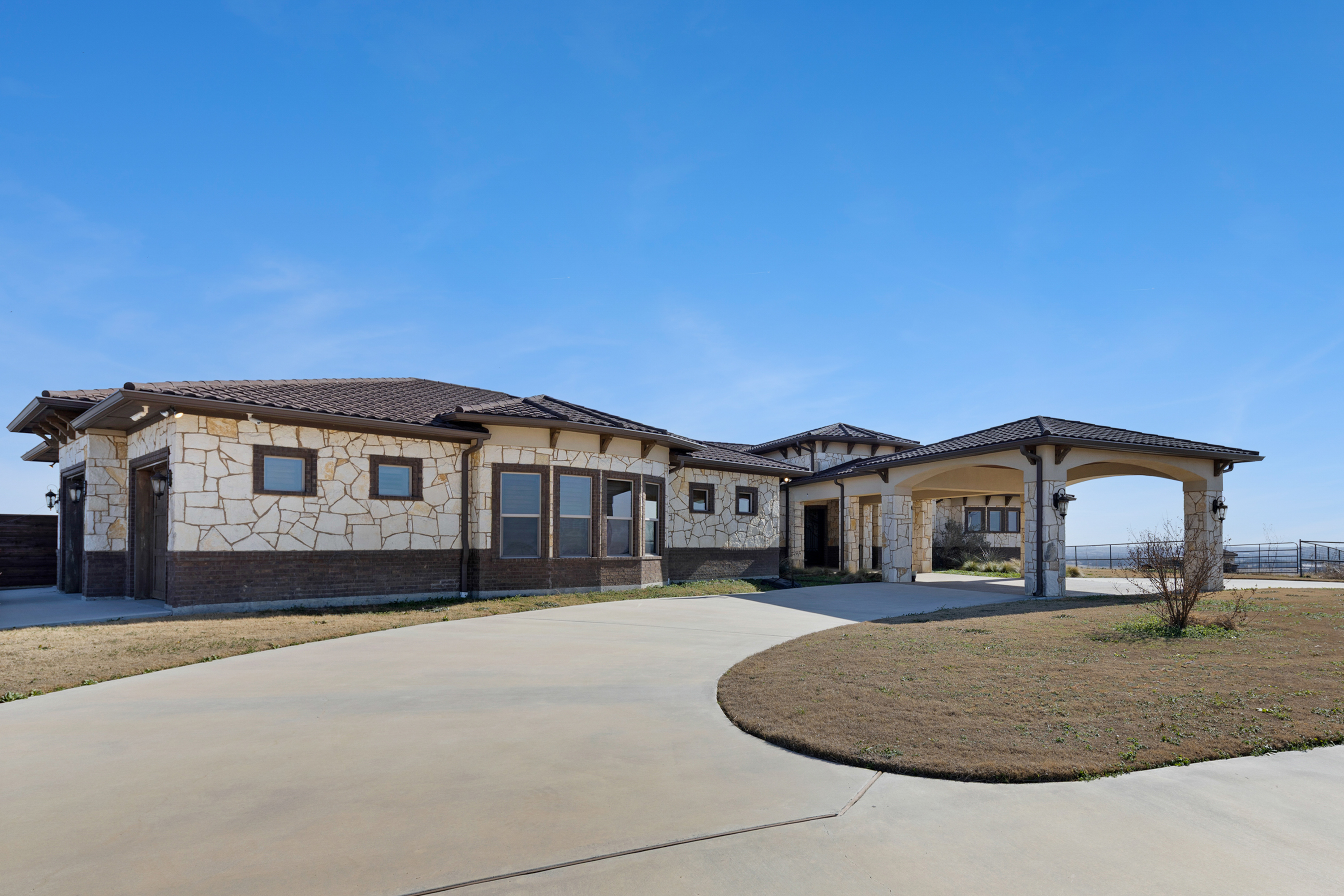 353 County Road 2510 Decatur TX 76234