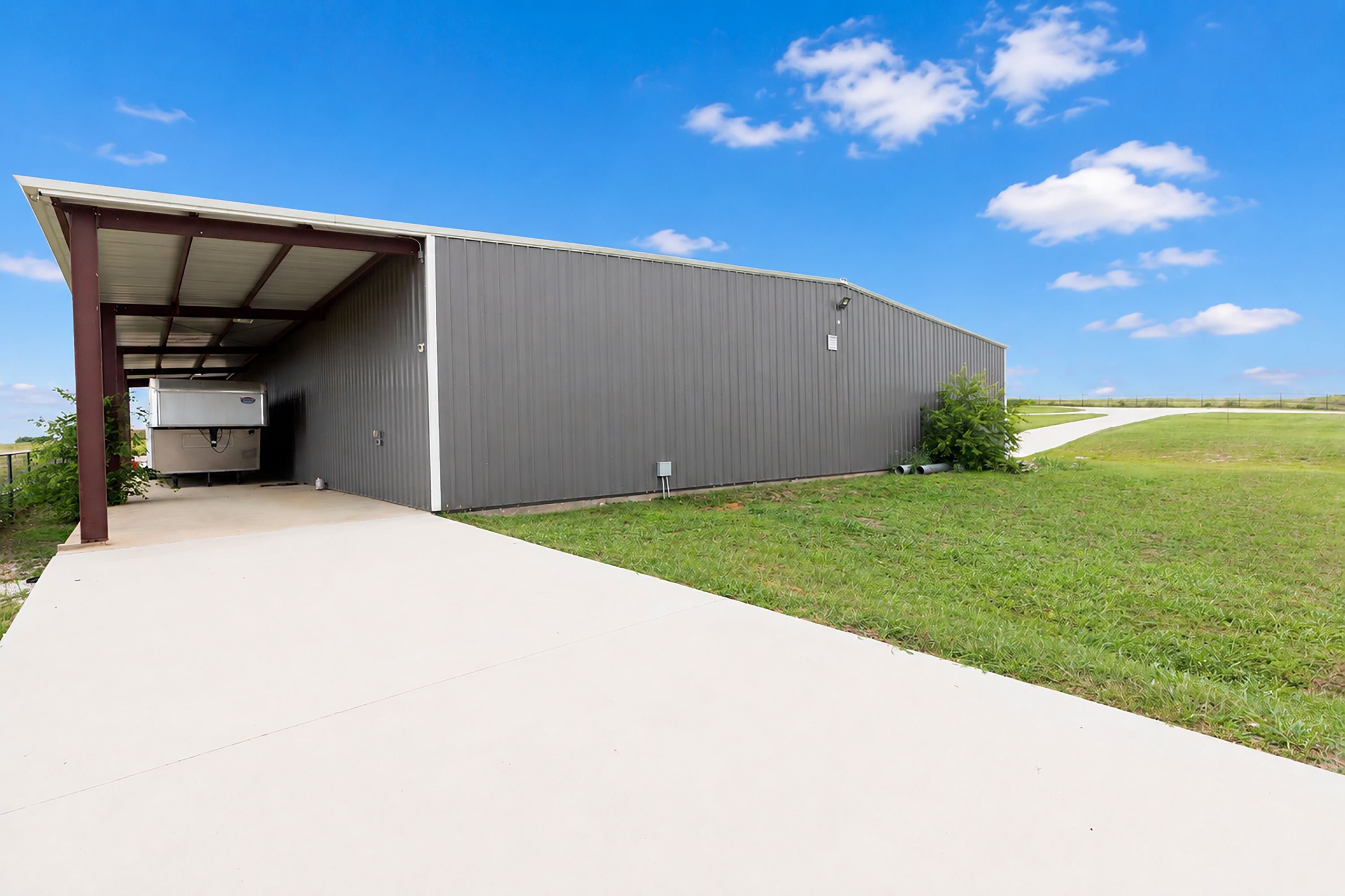 353 County Road 2510 Decatur TX 76234