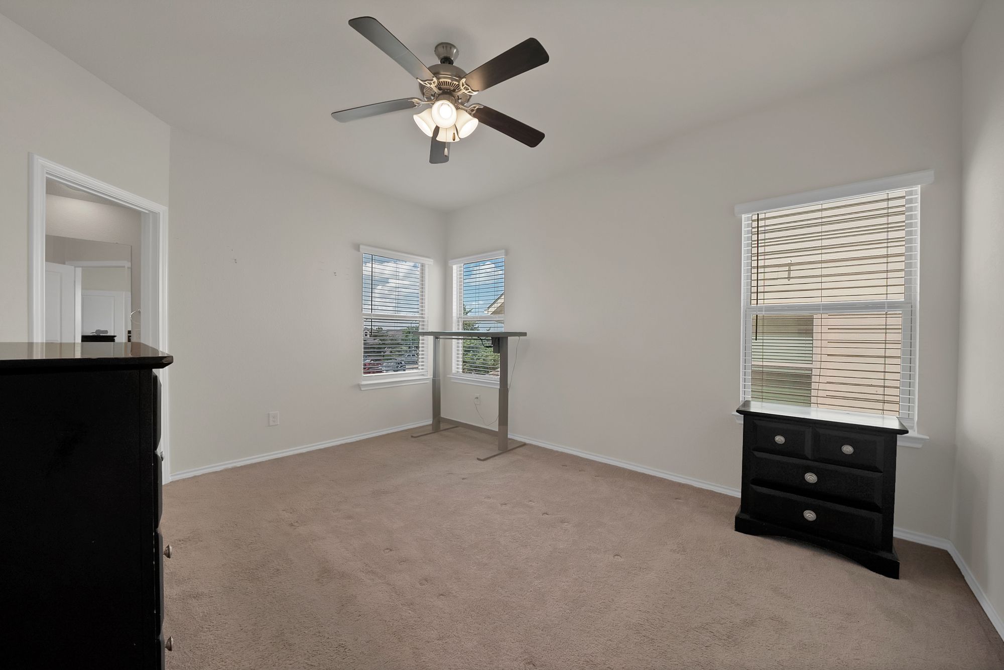 422 Milverton Drive Fort Worth TX 76036