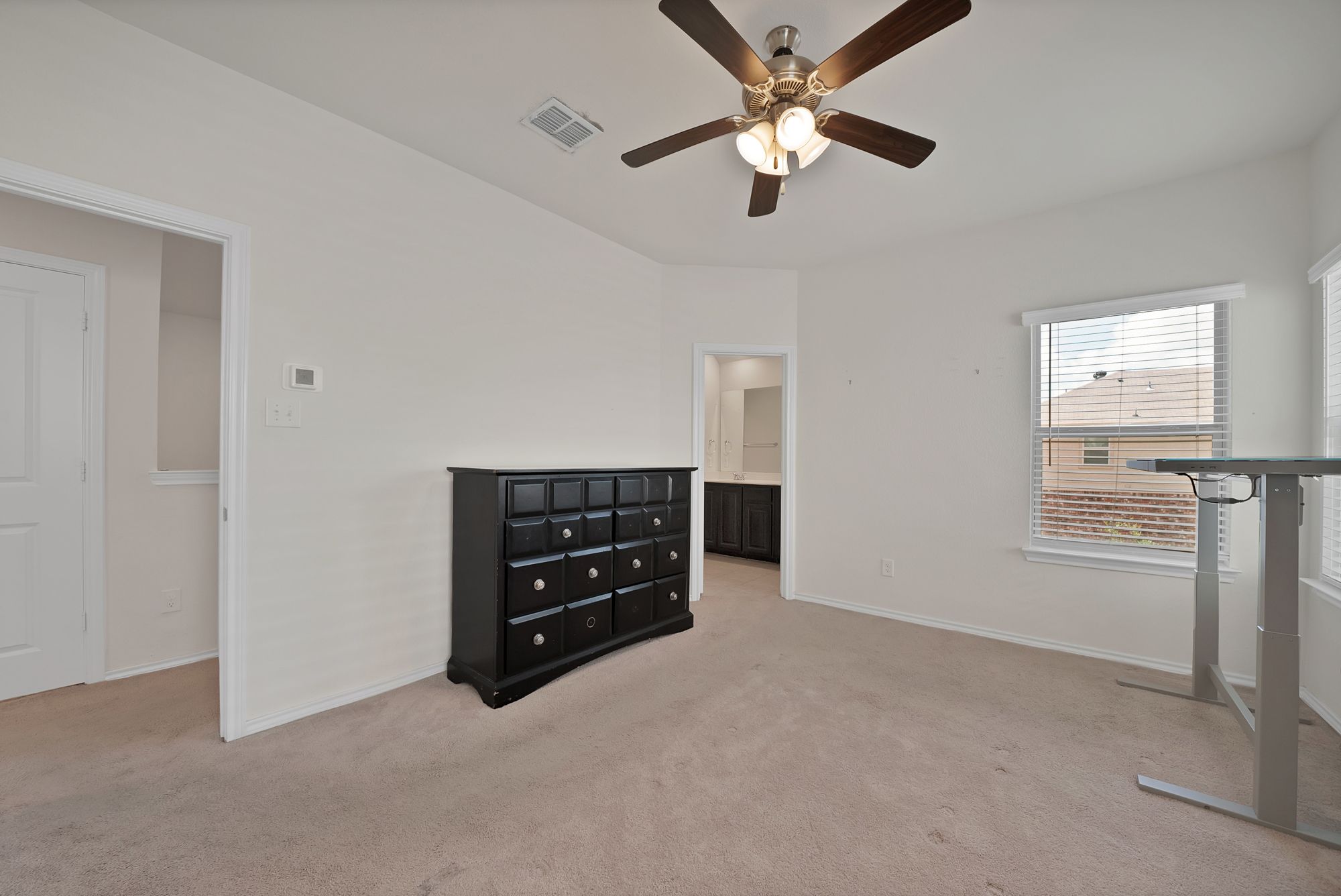 422 Milverton Drive Fort Worth TX 76036
