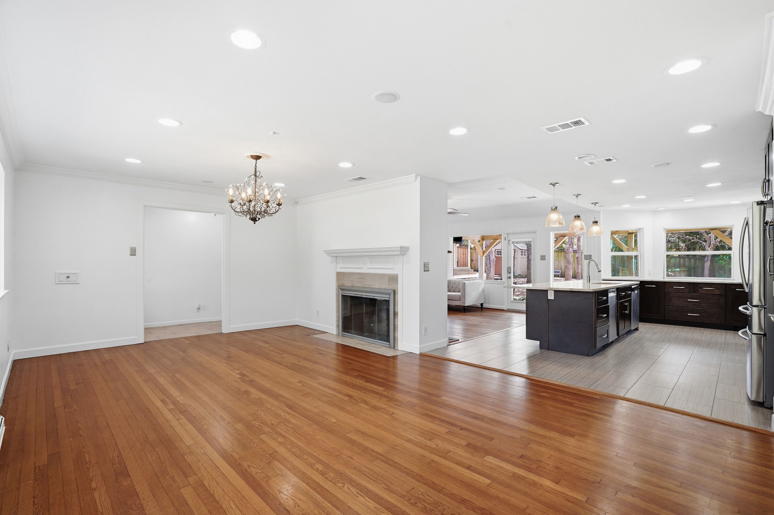 1155 Timplemore Drive Dallas TX 75218