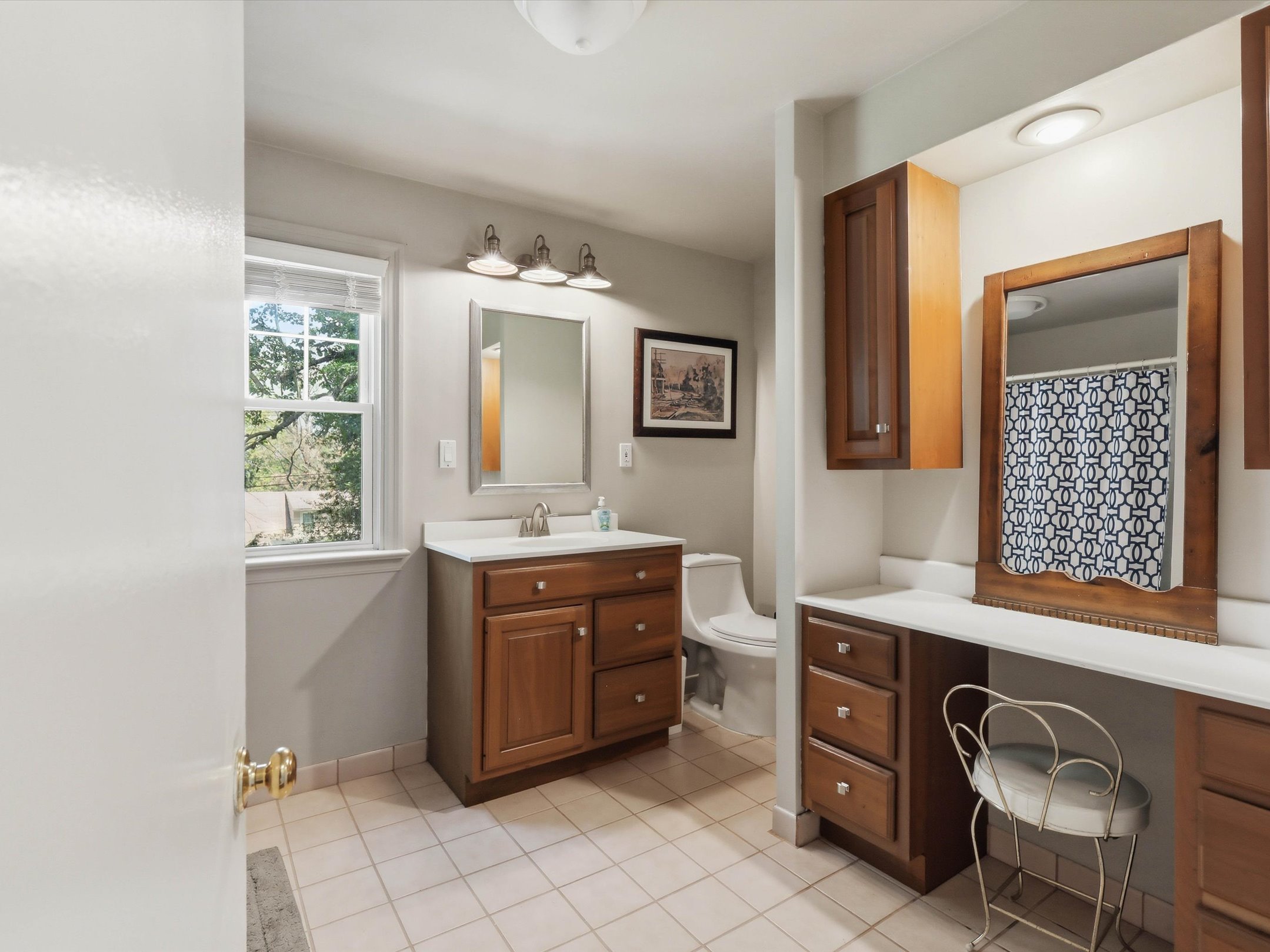 983 Brockie Lane York PA 17403