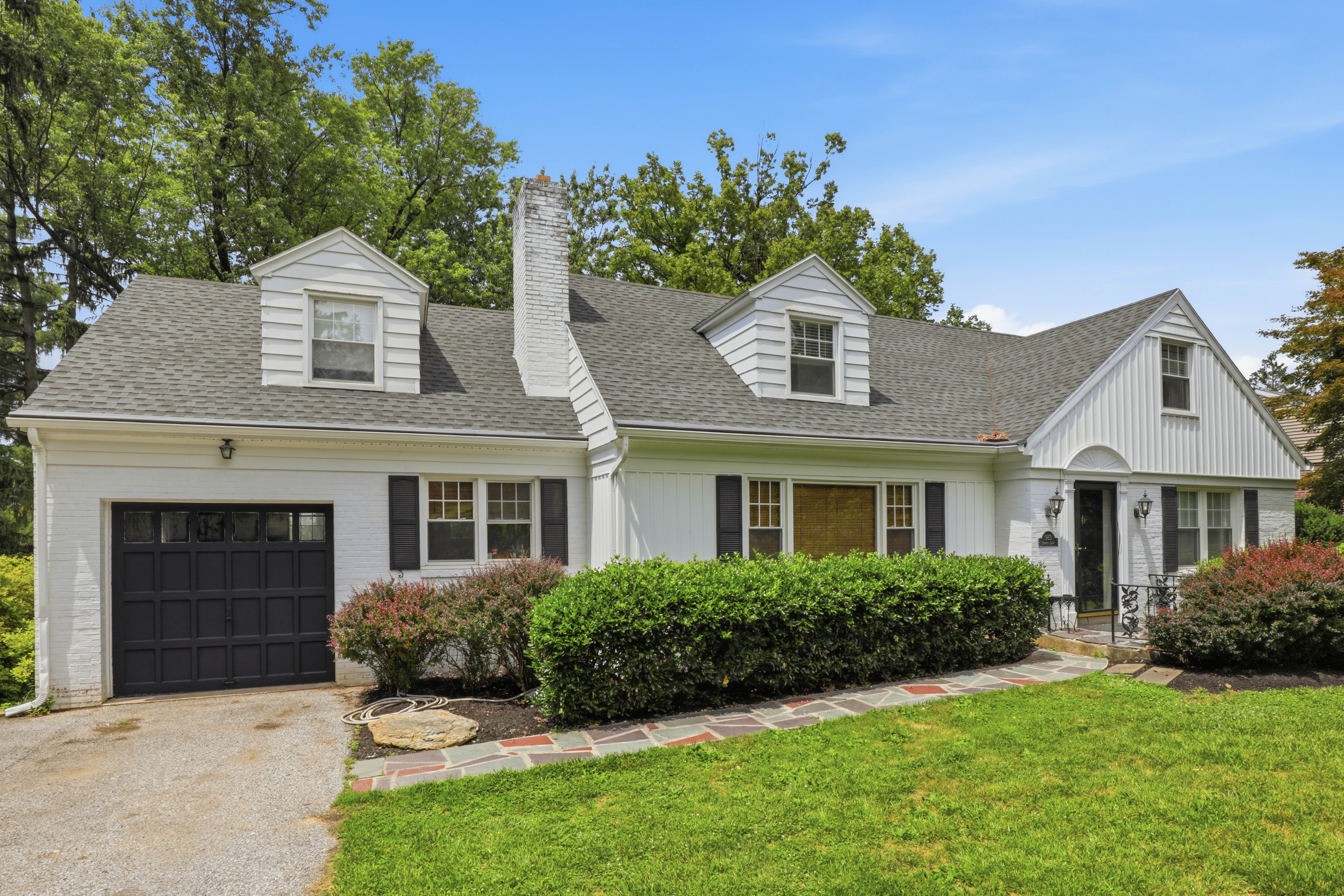 983 Brockie Lane York PA 17403